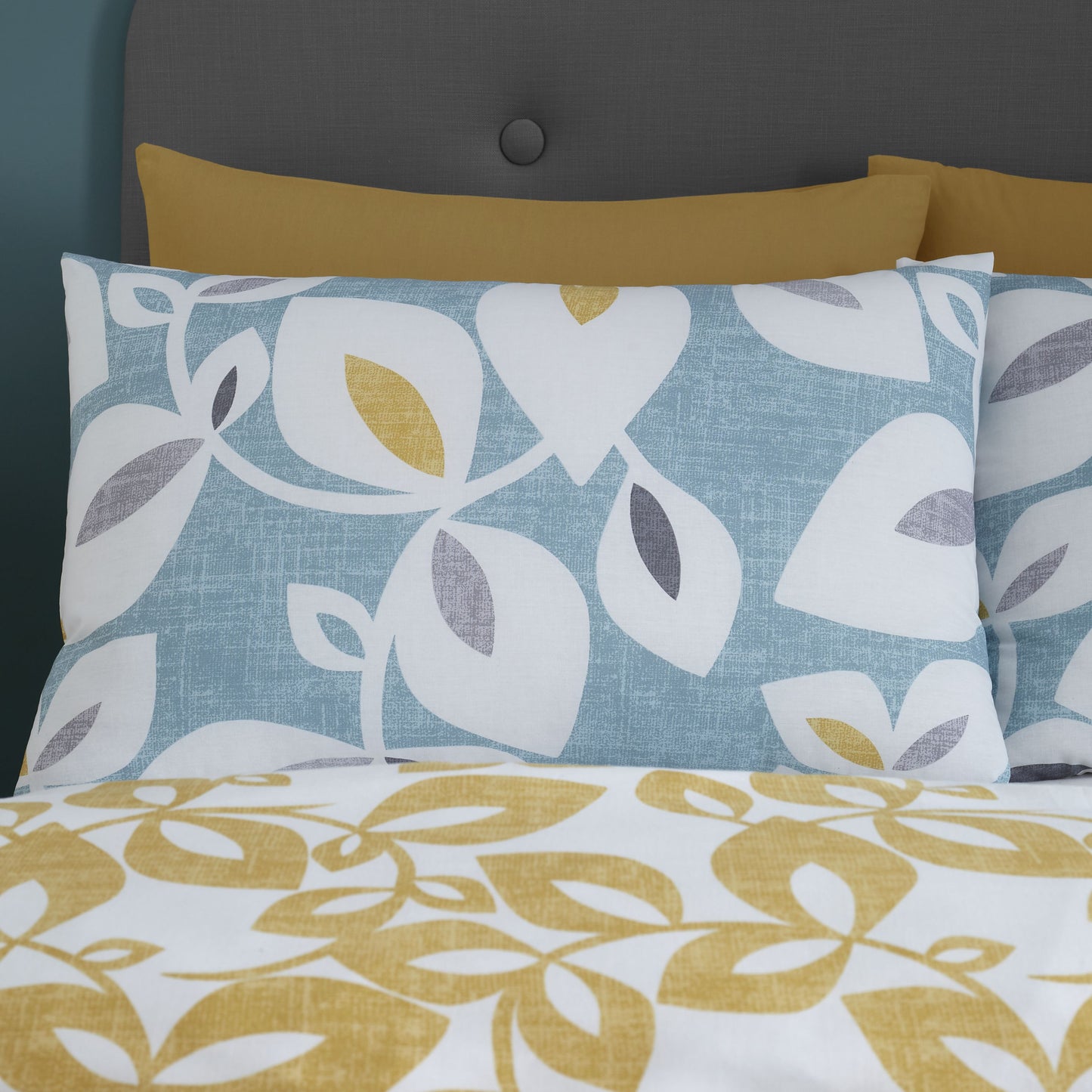 Catherine Lansfield Inga Leaf Duvet Cover Set - Teal