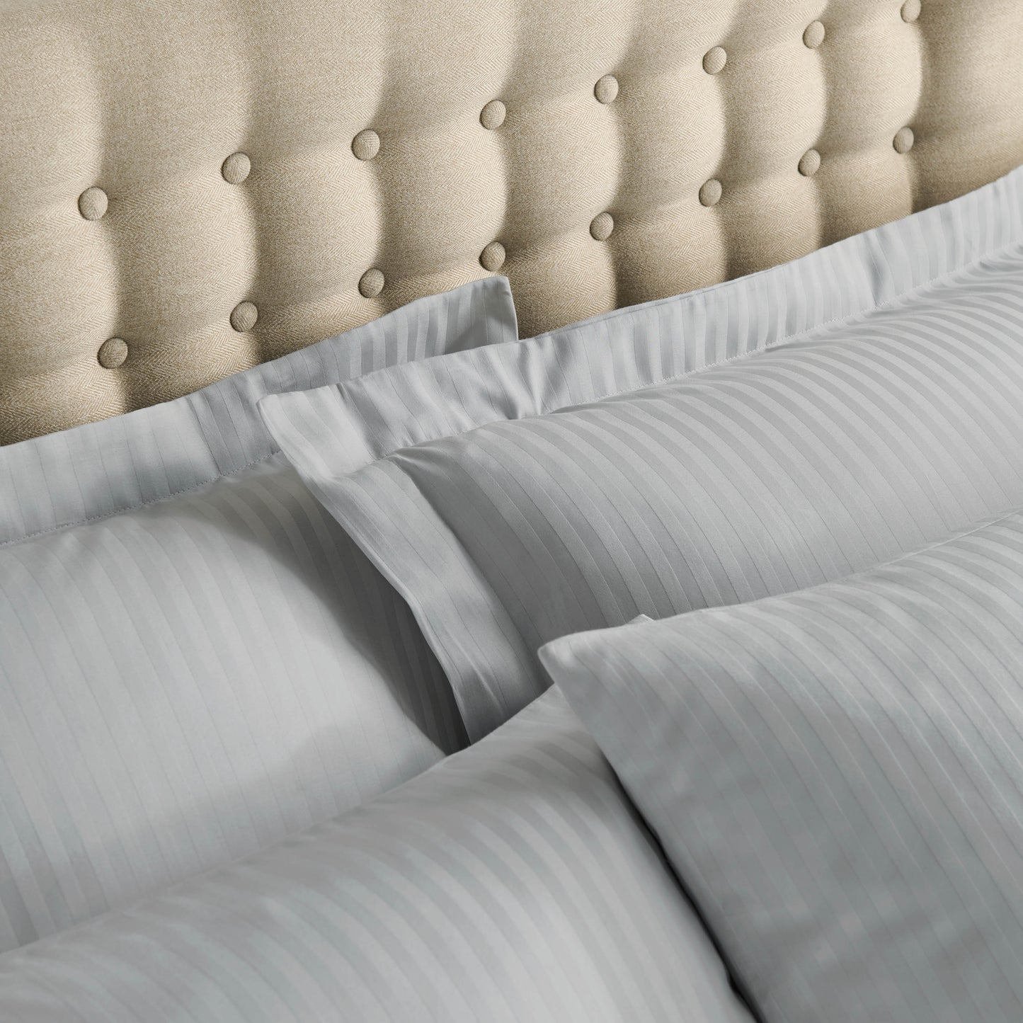 Catherine Lansfield 300TC Satin Stripe Fitted Sheet - Grey
