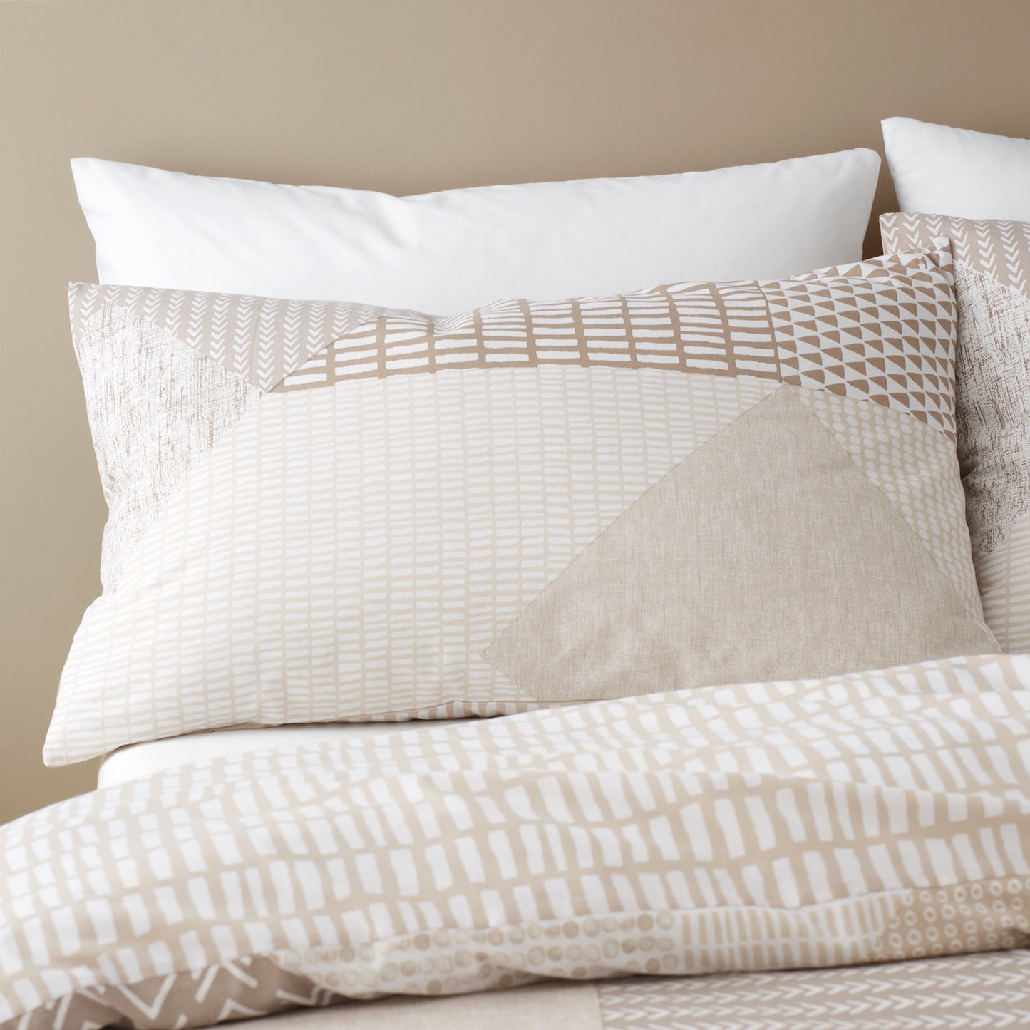 Catherine Lansfield Larsson Geo Duvet Cover Set - Natural