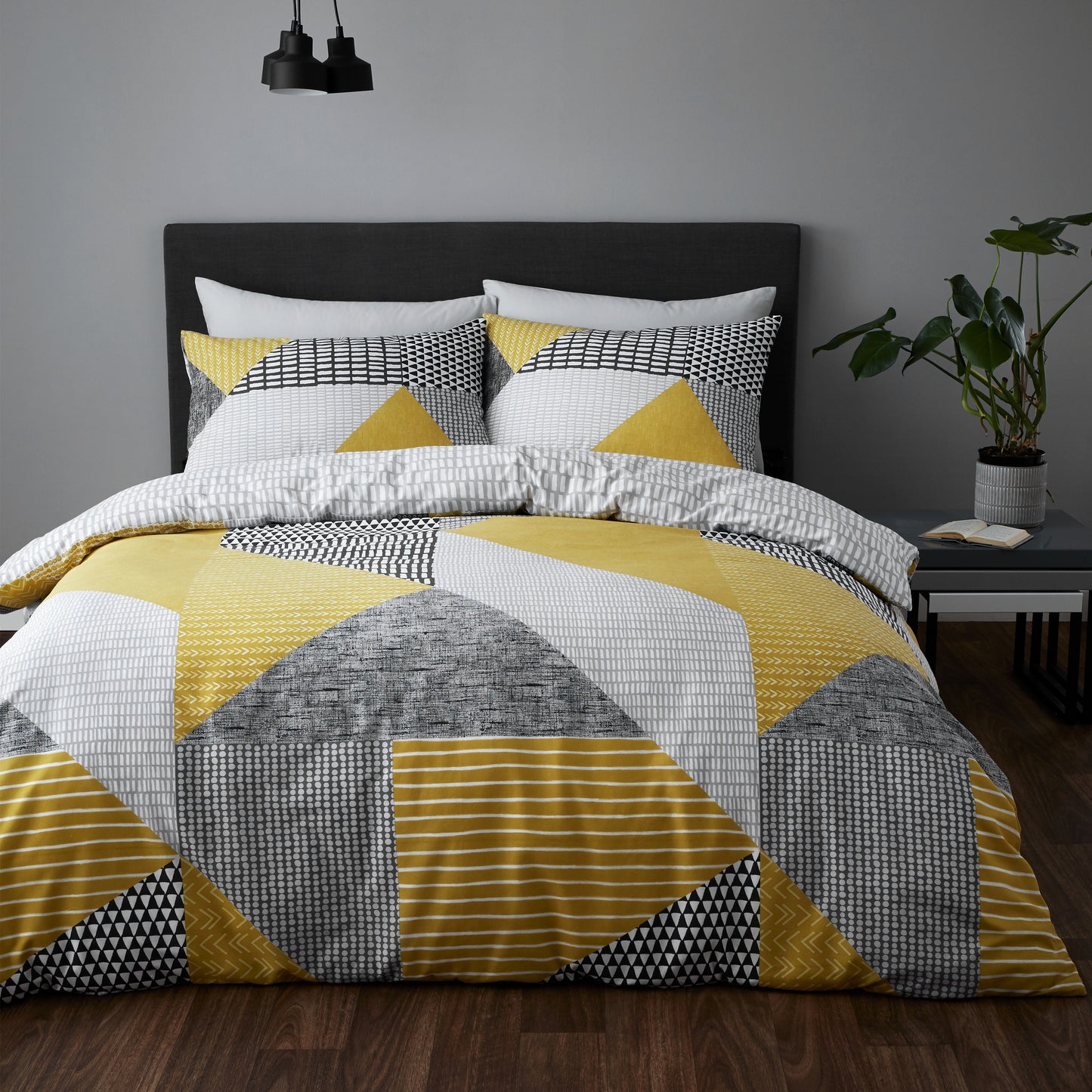 Catherine Lansfield Larsson Geo Duvet Cover Set - Ochre