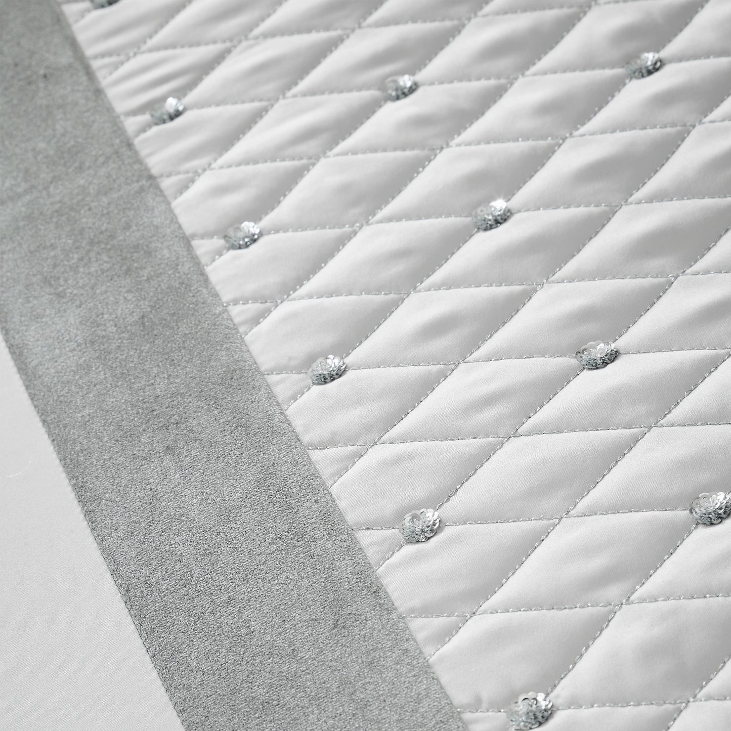 Catherine Lansfield Sequin Cluster Bedspread - Silver