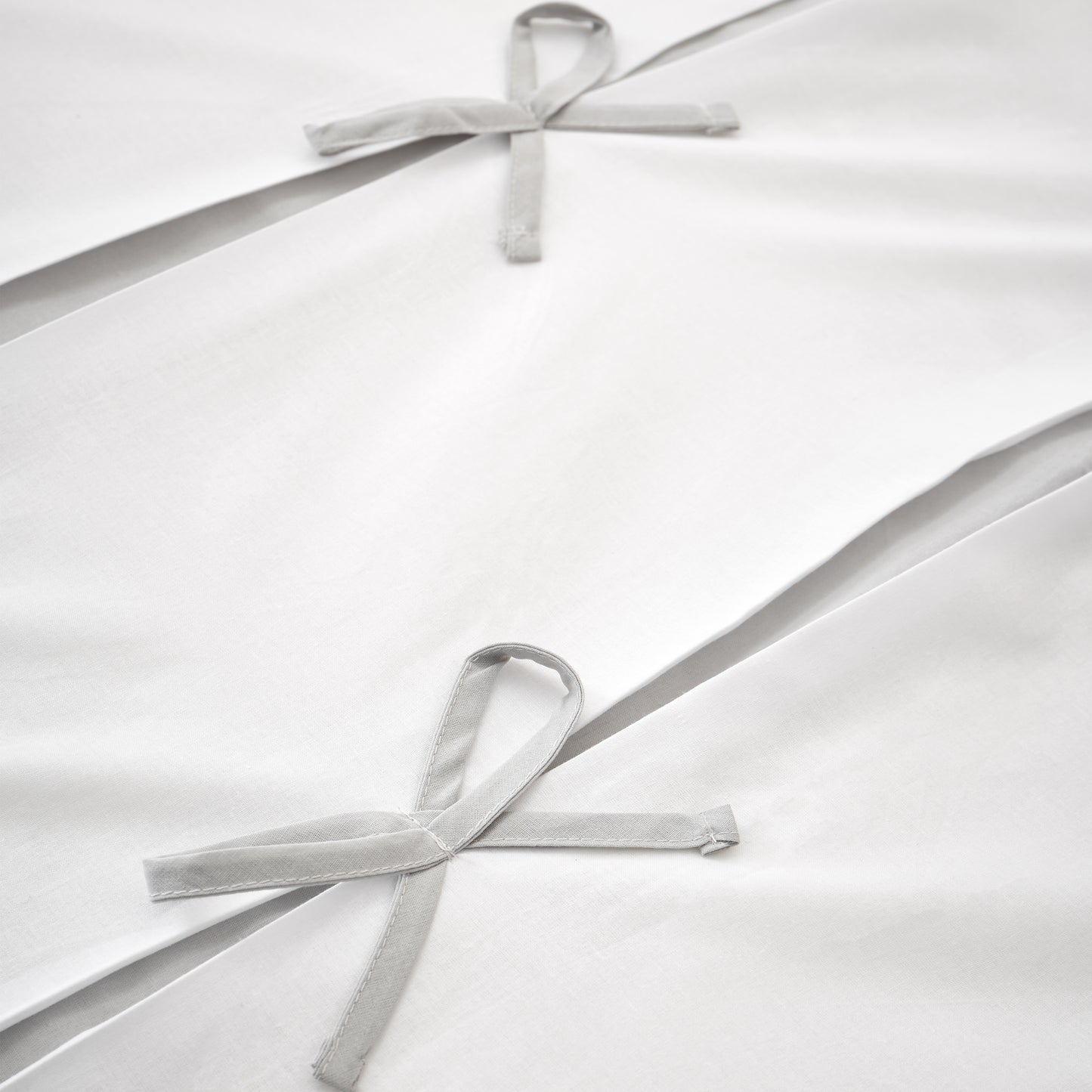 Catherine Lansfield Milo Bow Duvet Cover Set - White