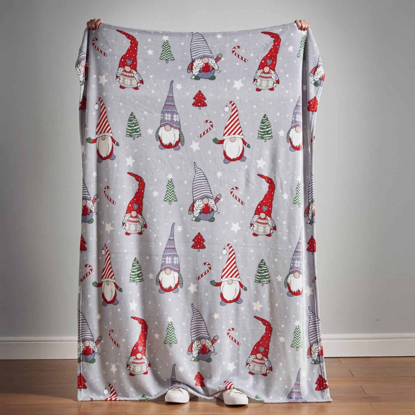 Catherine Lansfield Christmas Festive Gnomes Throw - Red/Grey