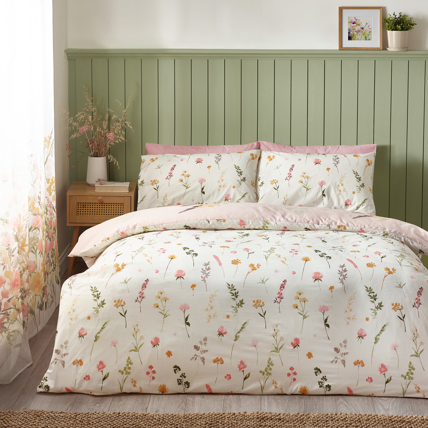 Catherine Lansfield Countryside Floral Duvet Cover Set - Pink