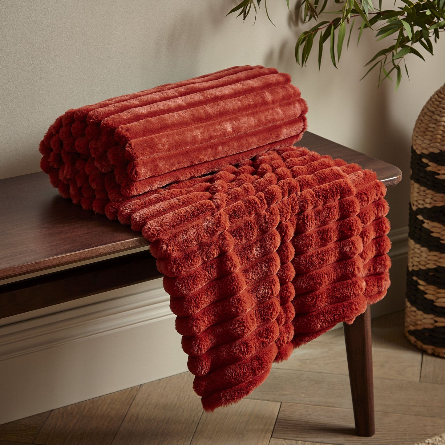 Catherine Lansfield Cosy Ribbed Throw - Burnt Orange