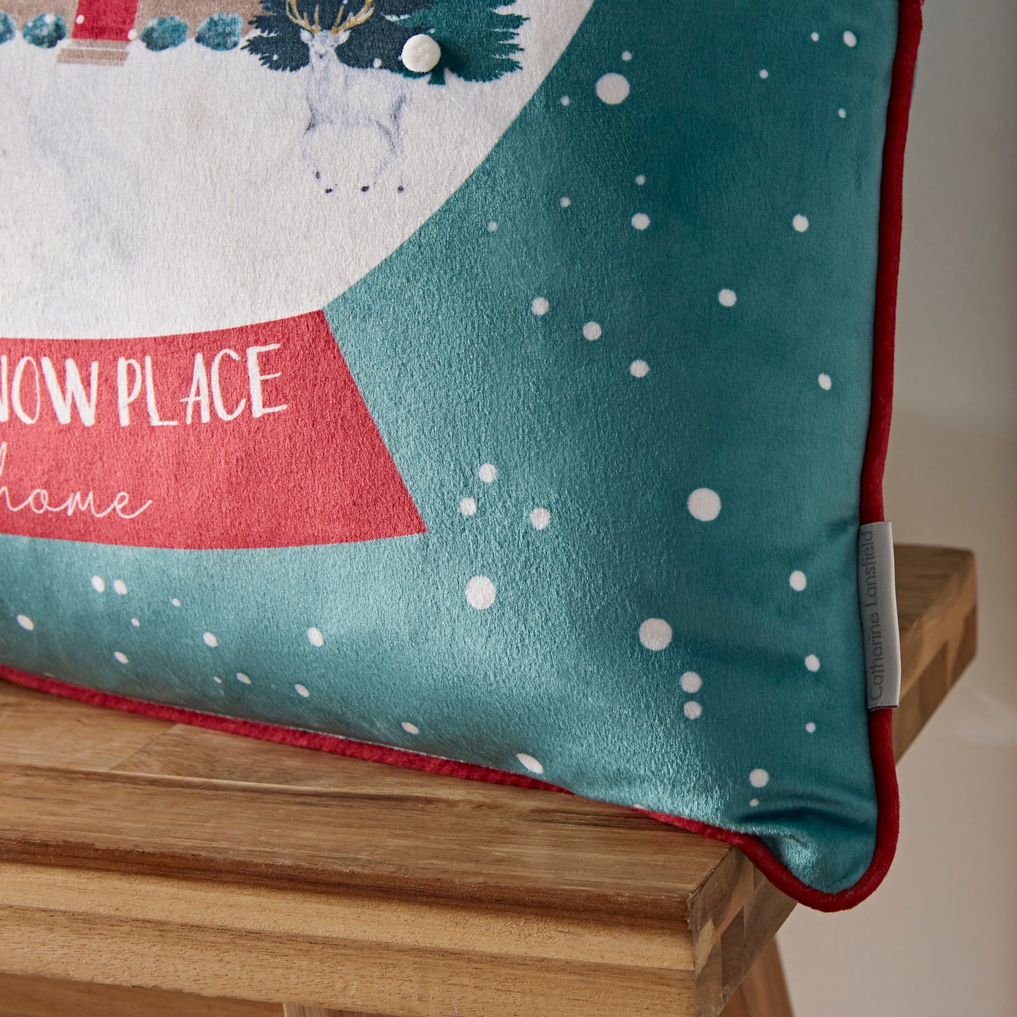 Catherine Lansfield Snow Place Like Home Filled Cushion