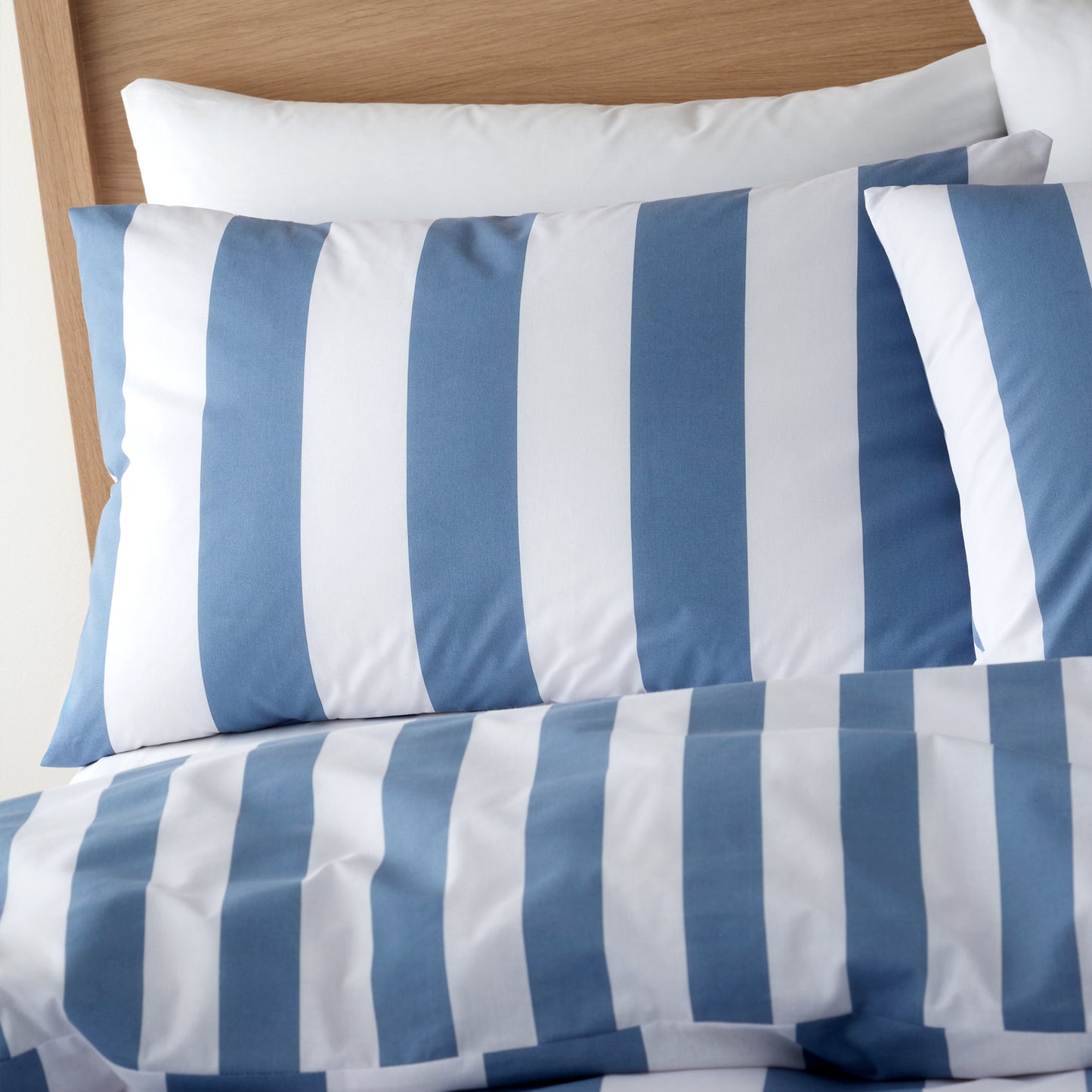 Catherine Lansfield Cove Stripe Duvet Cover Set - Blue