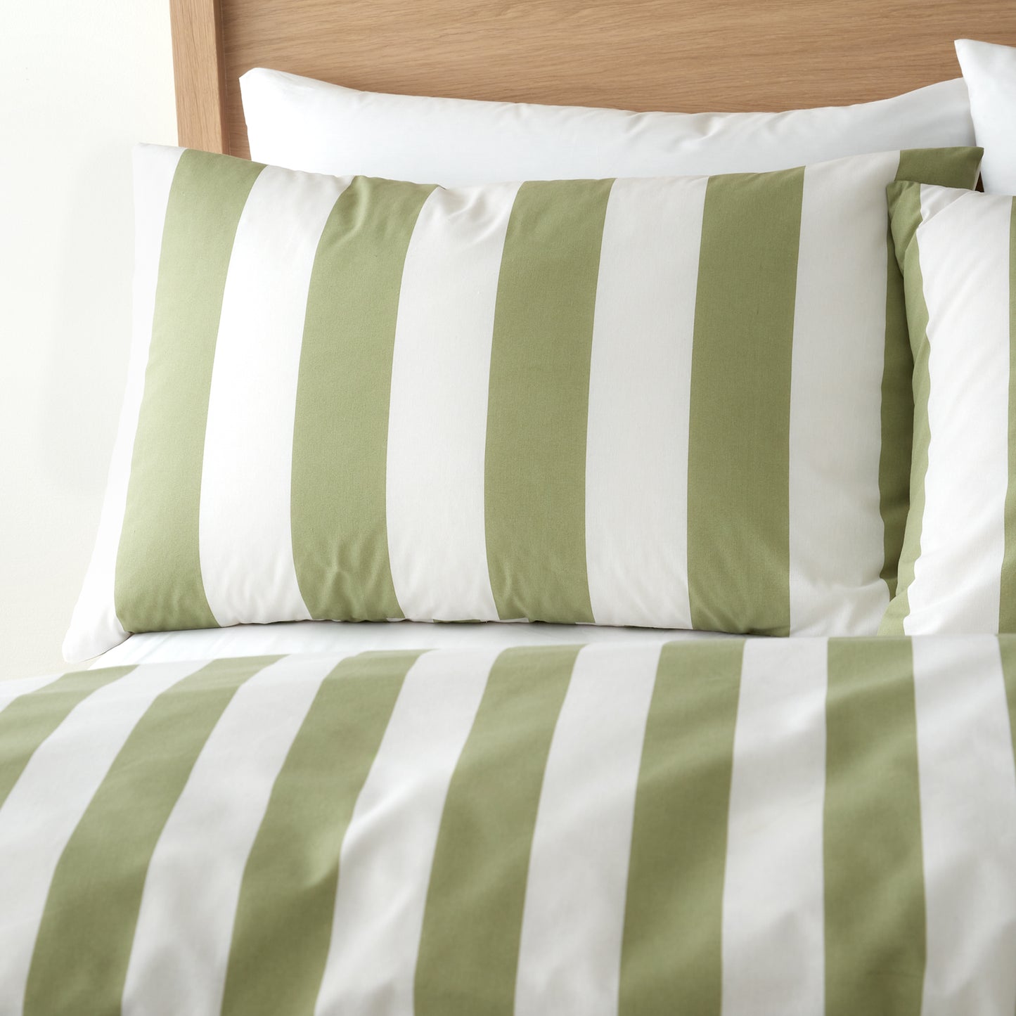 Catherine Lansfield Cove Stripe Duvet Cover Set - Green