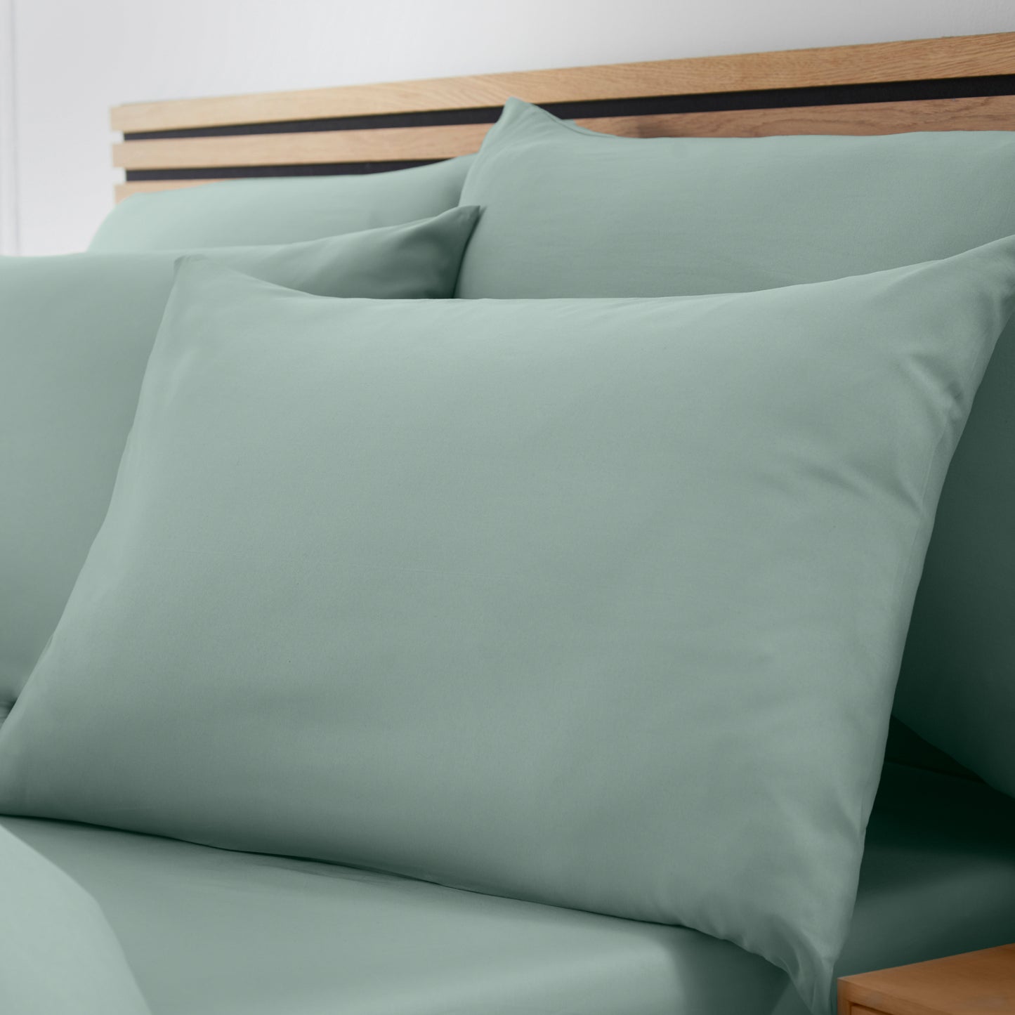 Catherine Lansfield So Soft Non-Iron Fitted Sheet - Green