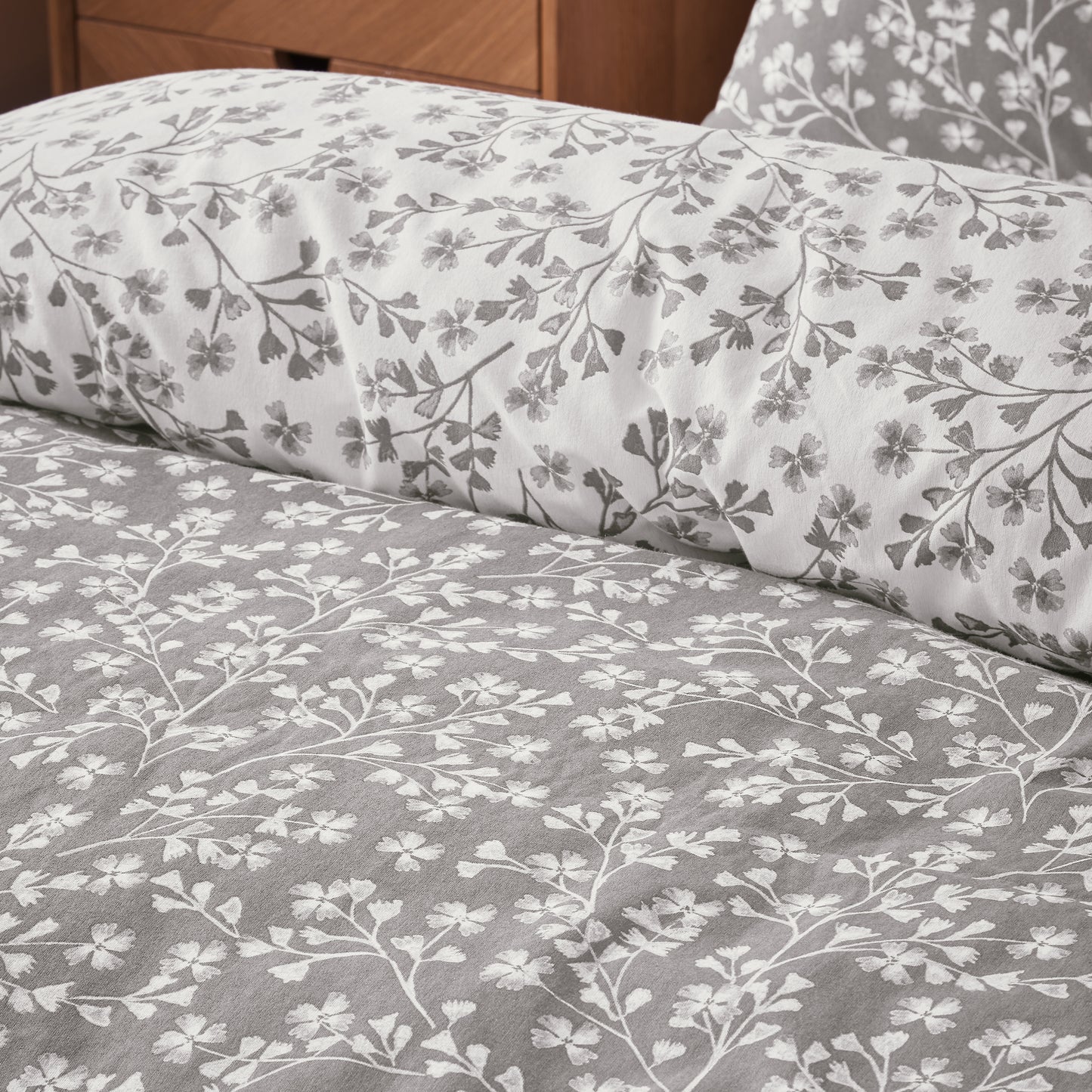 Catherine Lansfield Brushed Grace Floral Leaf Duvet Cover Set - Grey