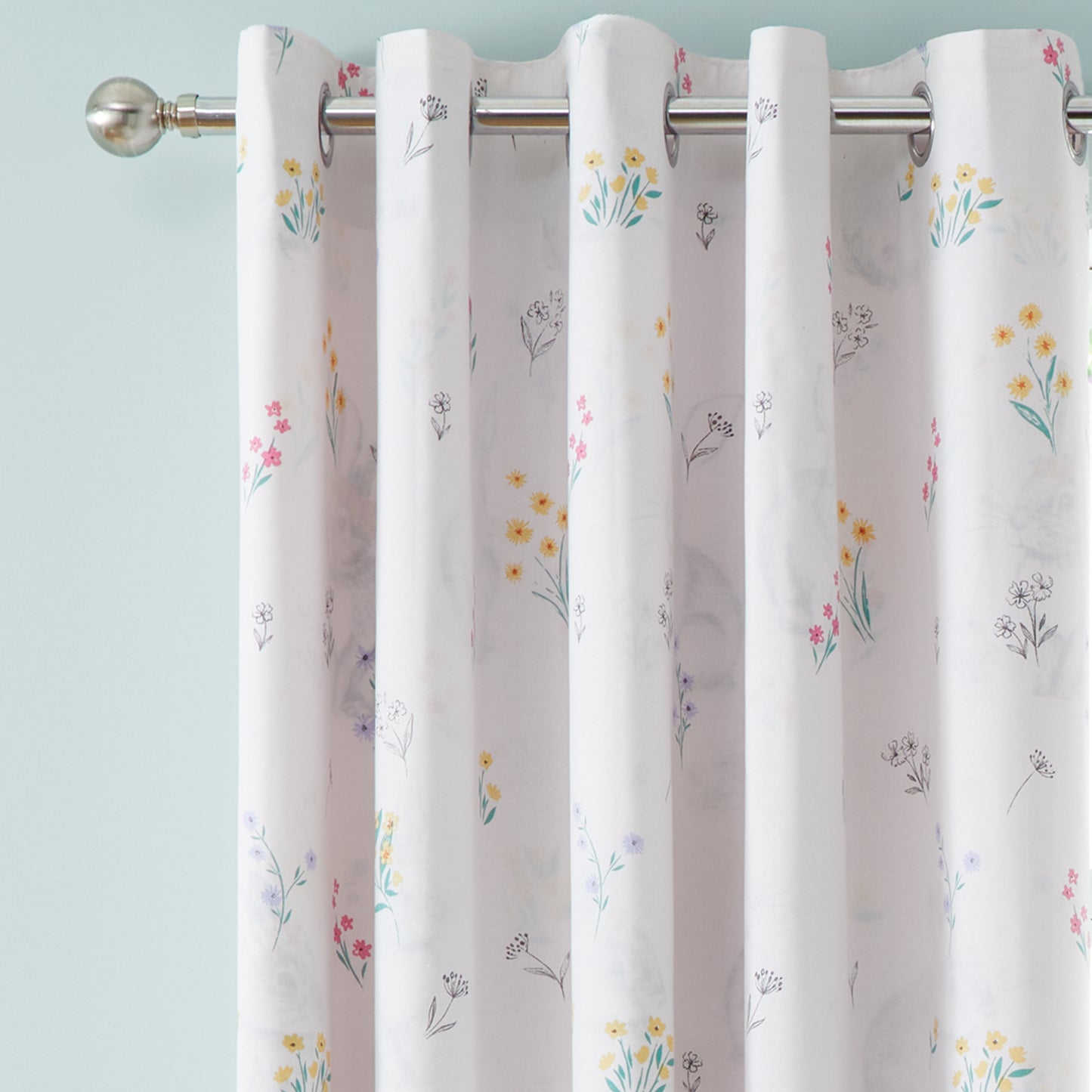 Catherine Lansfield Bunny Tails Ditsy Flower Eyelet Curtains