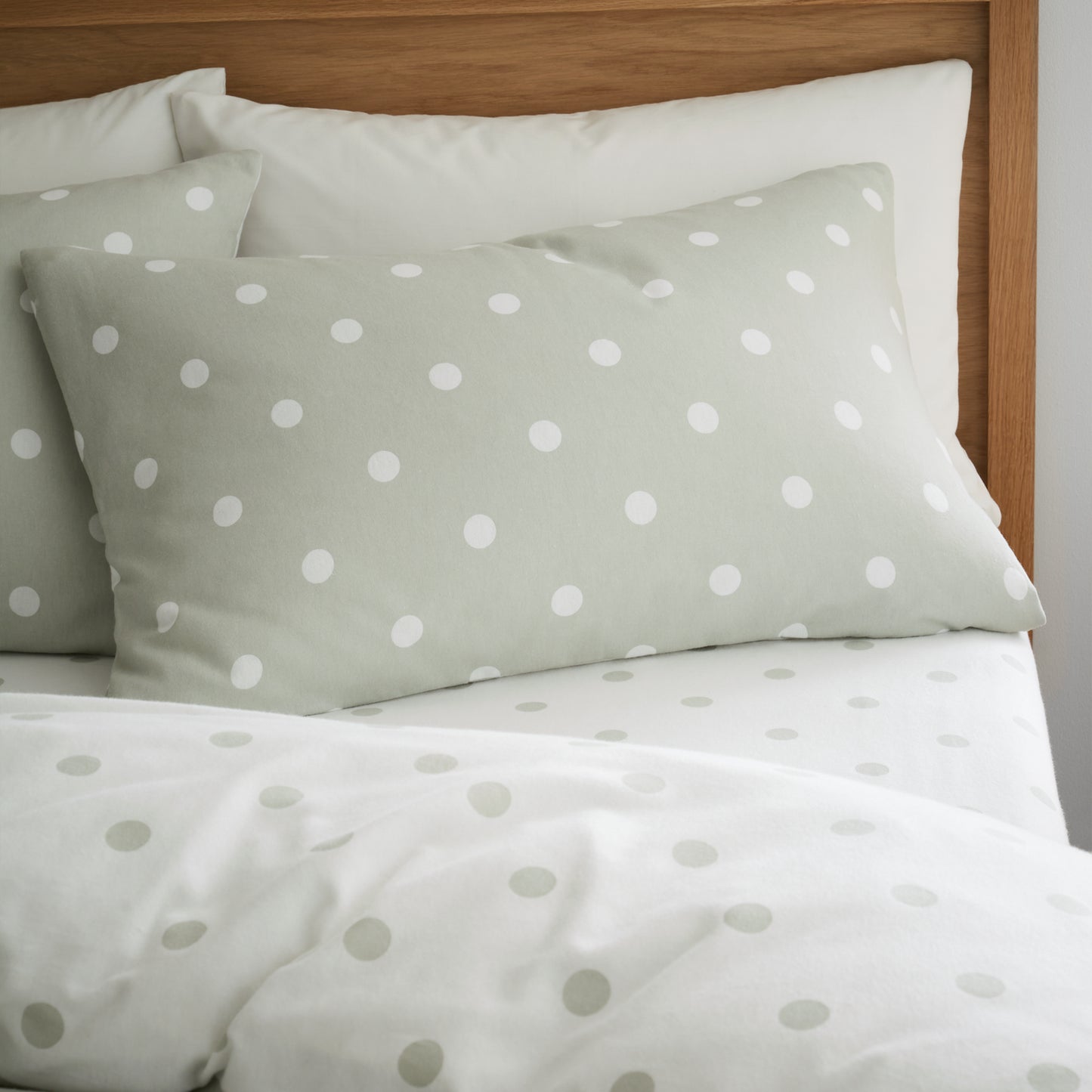 Catherine Lansfield Brushed Polka Dot Duvet Cover Set - Green