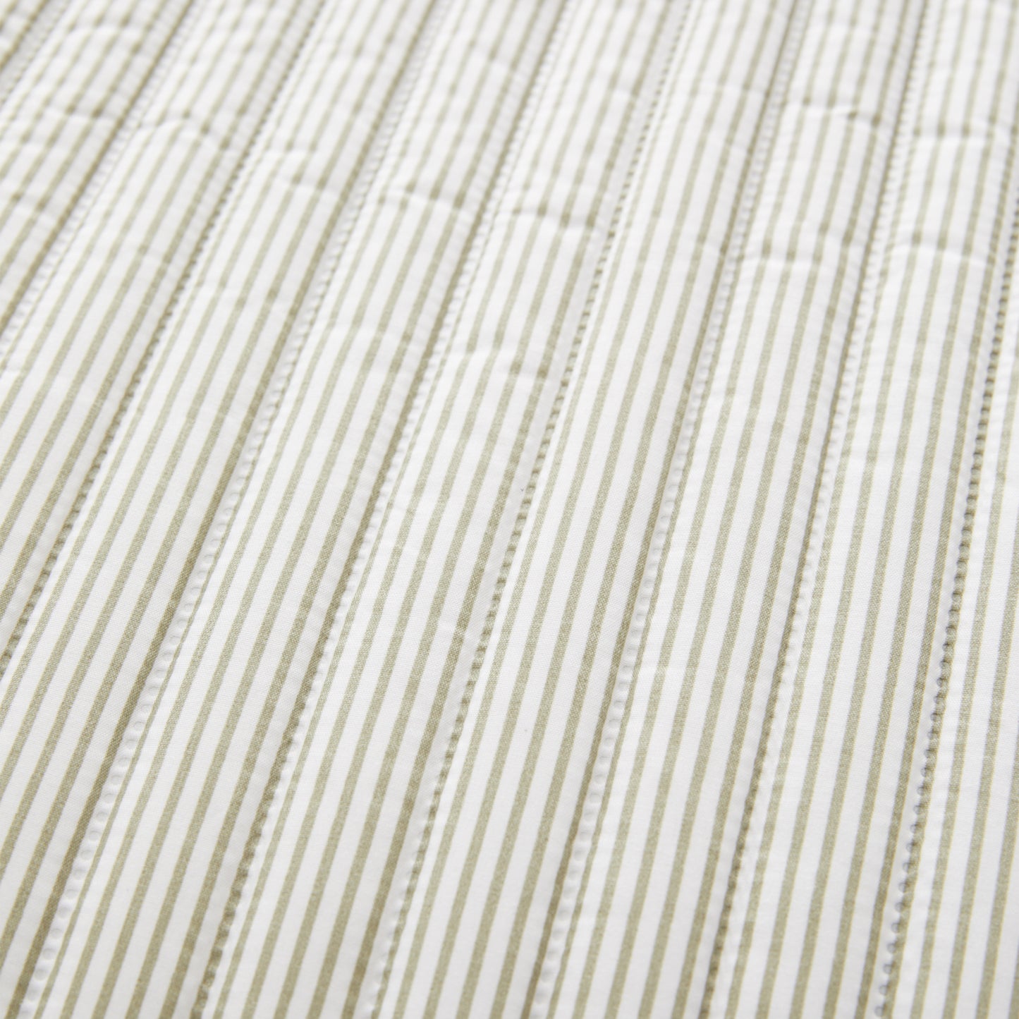 Catherine Lansfield Stripe Bedspread - Green