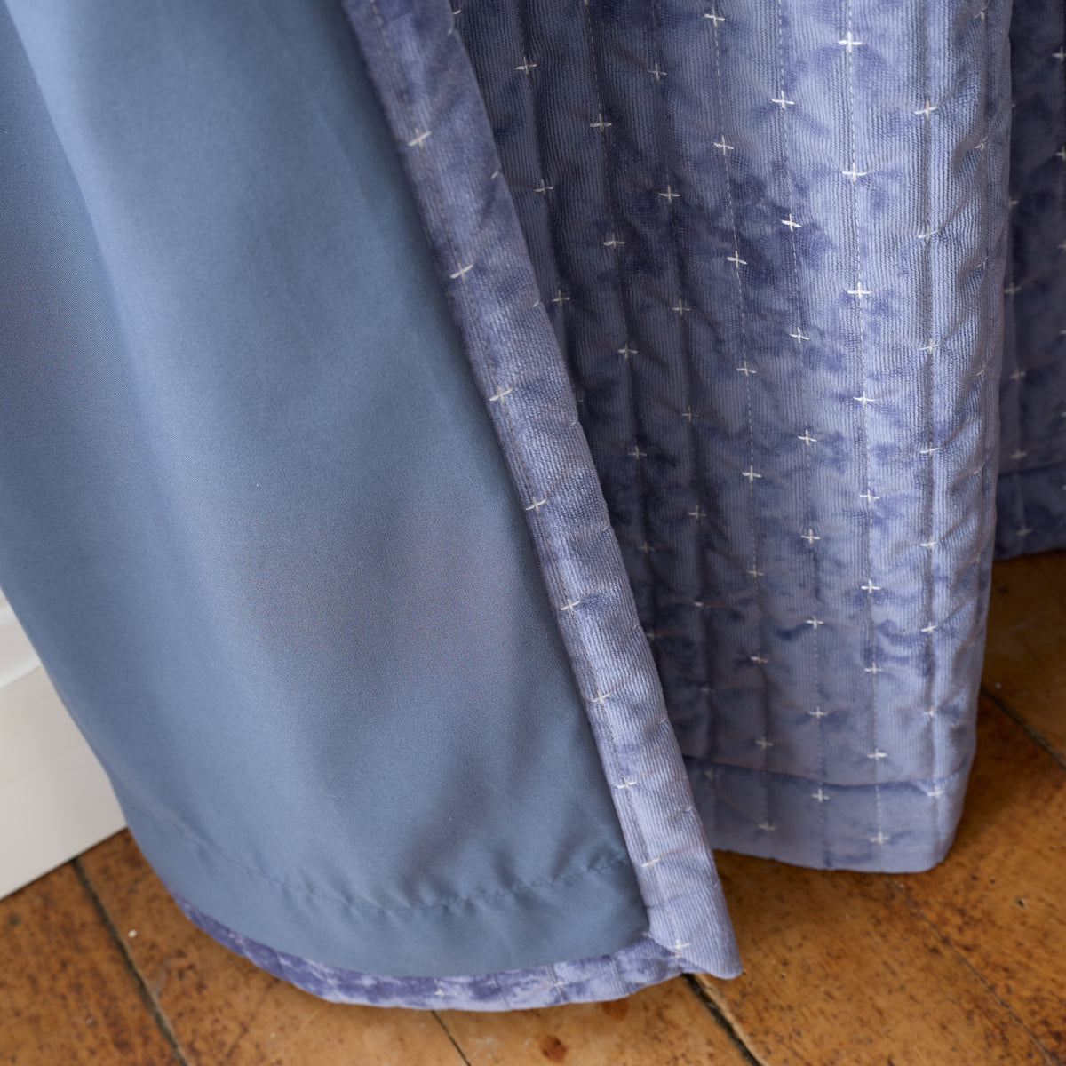 Bianca Attica Velvet Eyelet Curtains - Blue