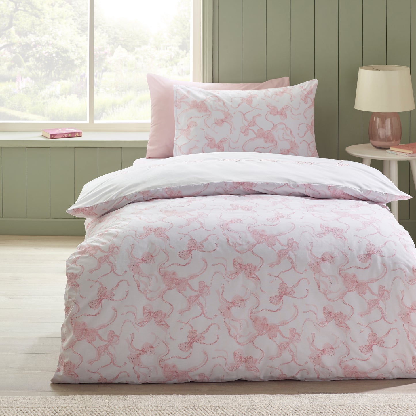 Catherine Lansfield Bow Embroidery Duvet Cover Set