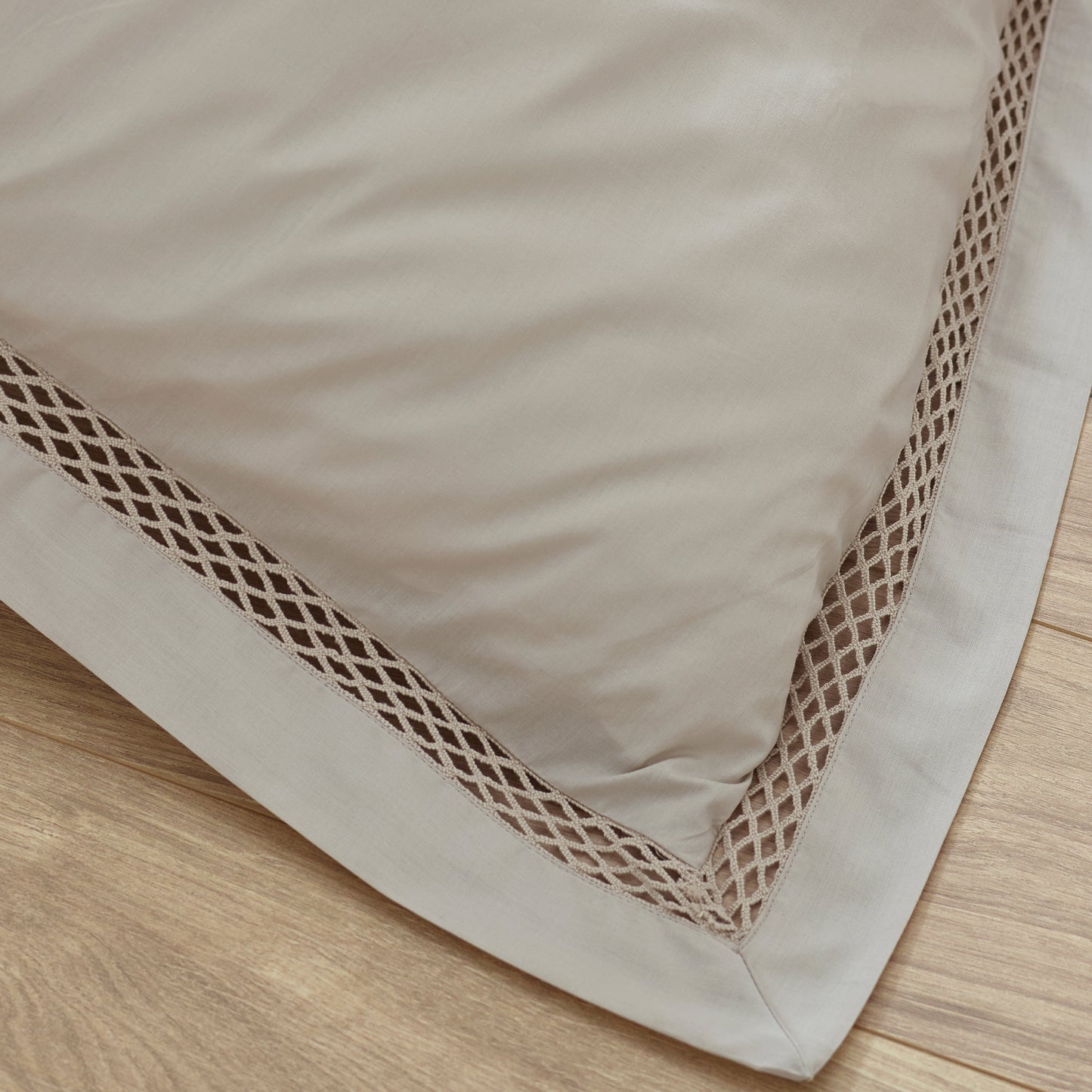 Catherine Lansfield Classic Lattice Lace Duvet Cover Set - Natural