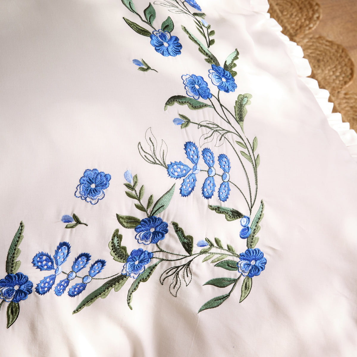 Cath Kidston Forget Me Knot Floral Duvet Cover Set - White/Blue