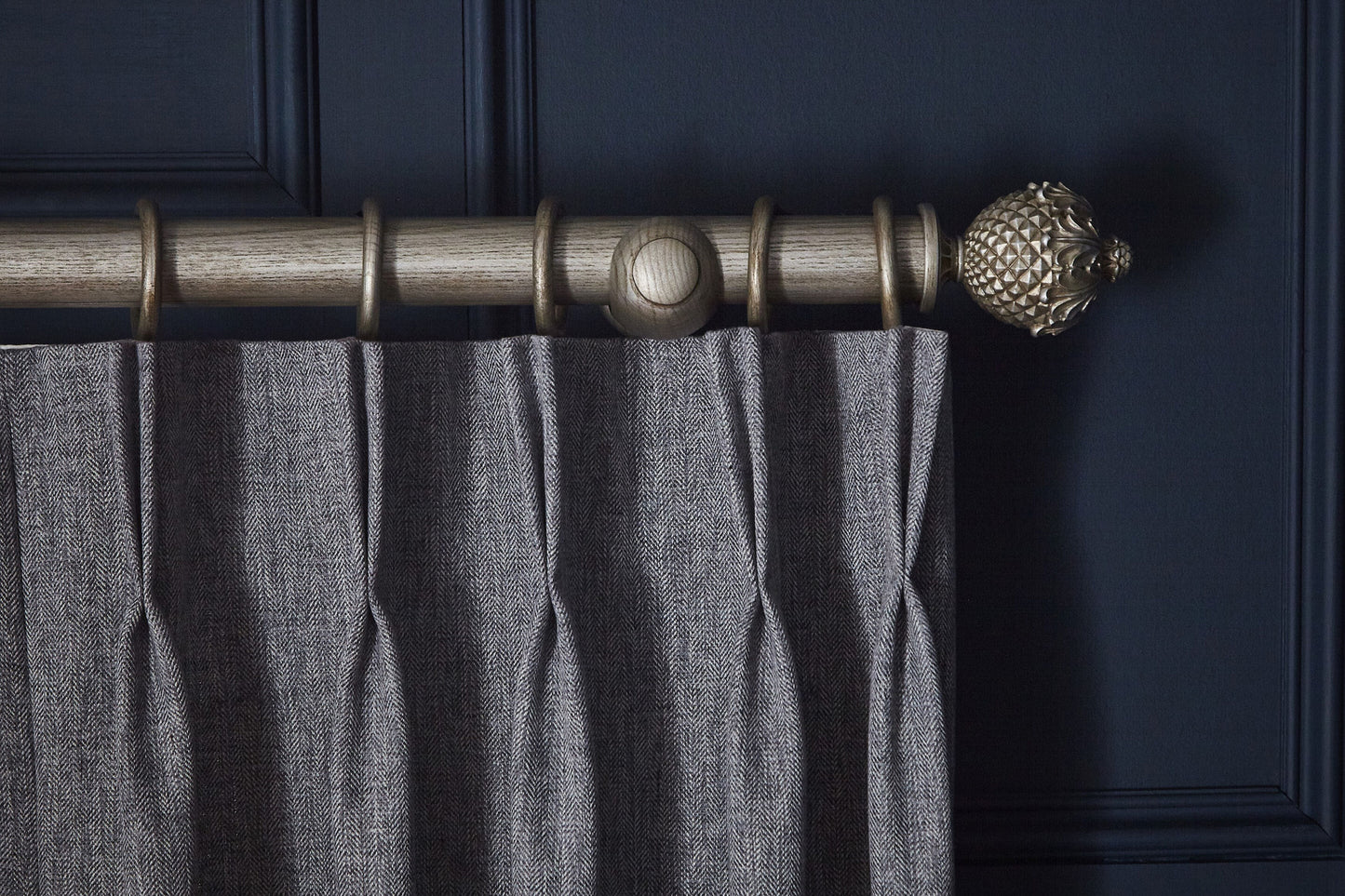 Hallis Ashbridge Botanical 45mm Wooden Curtain Pole - Baroque Silver