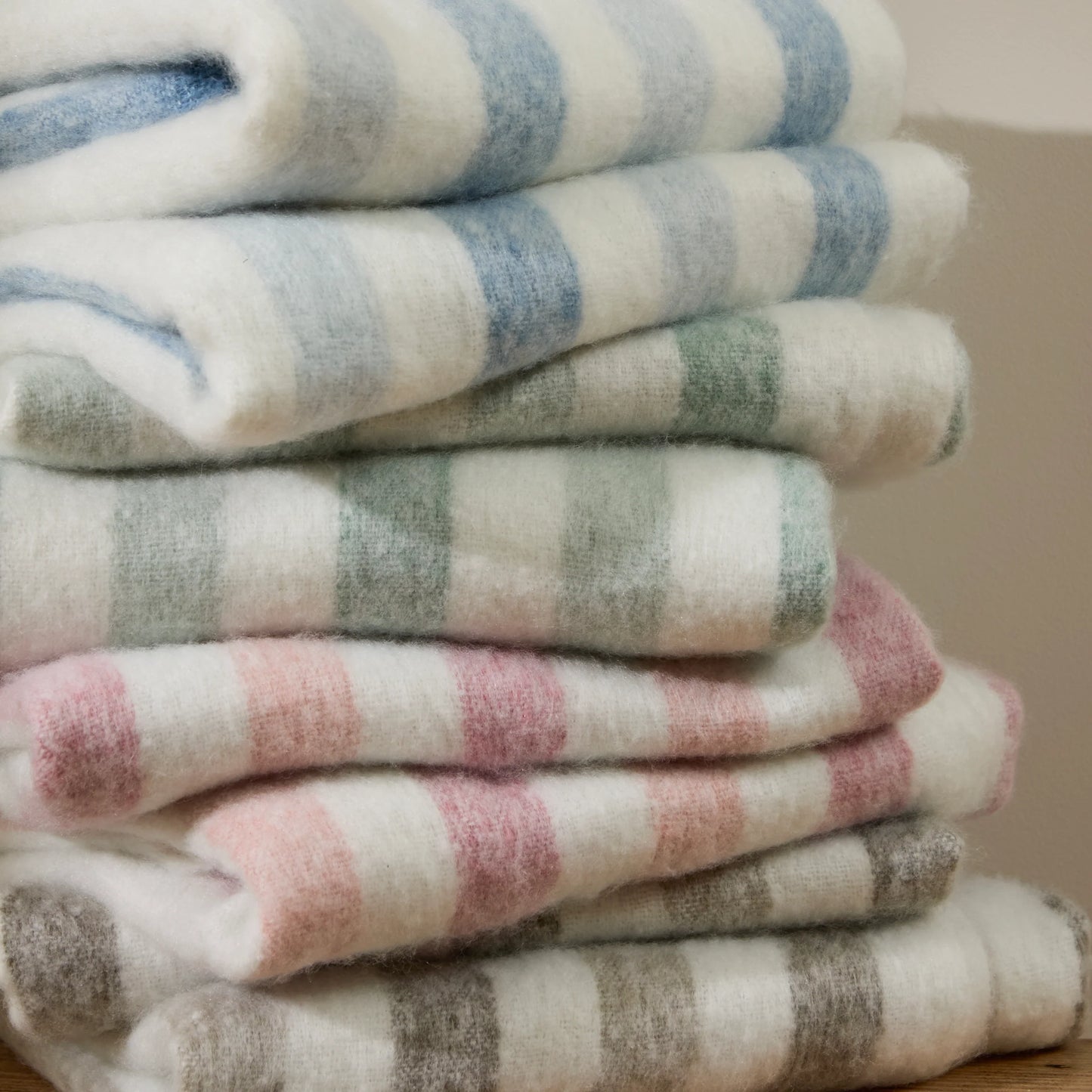 Wylder Beechwood Throw - Camellia