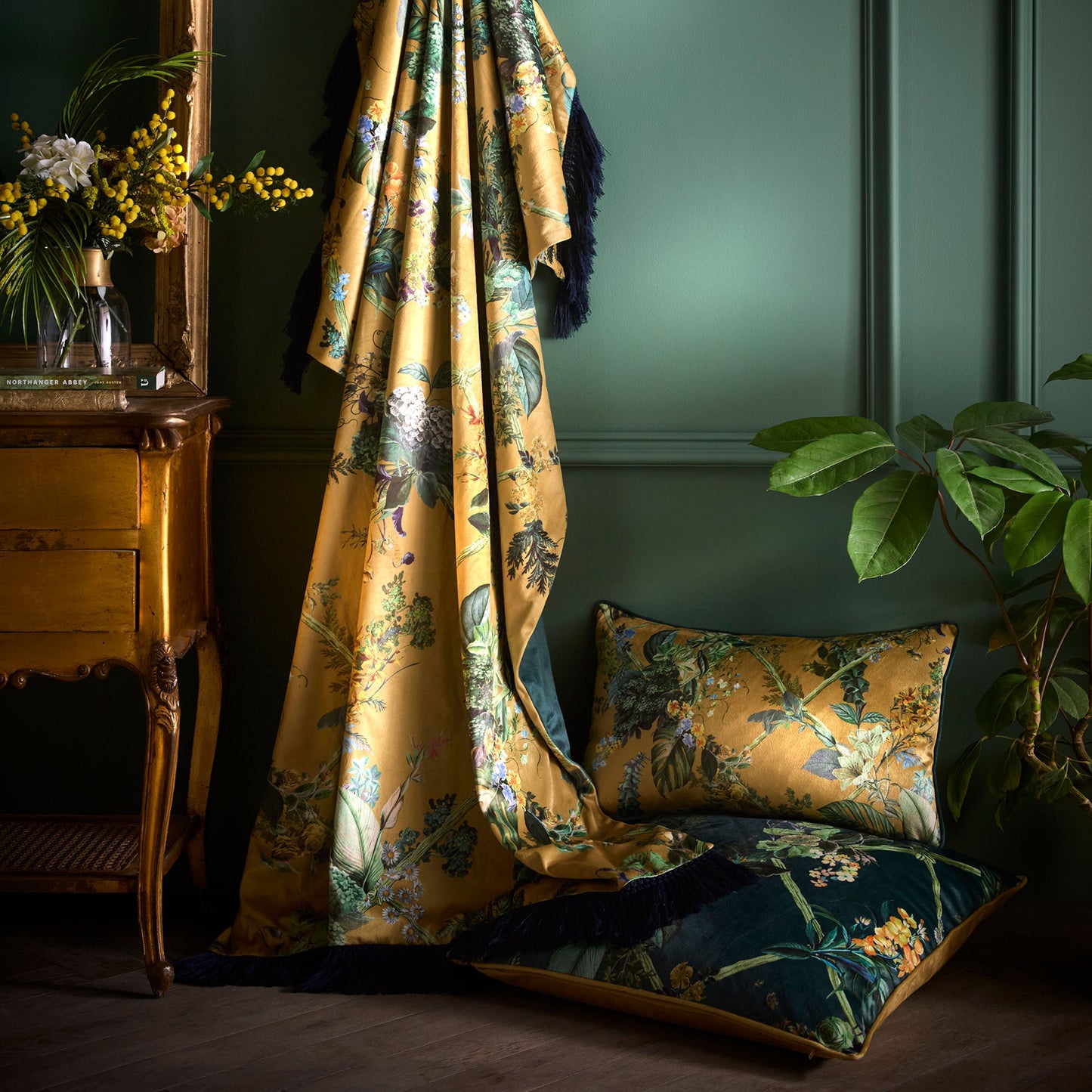 Laurence Llewelyn-Bowen Cotswold Fantasia Dawn Cushion - Green