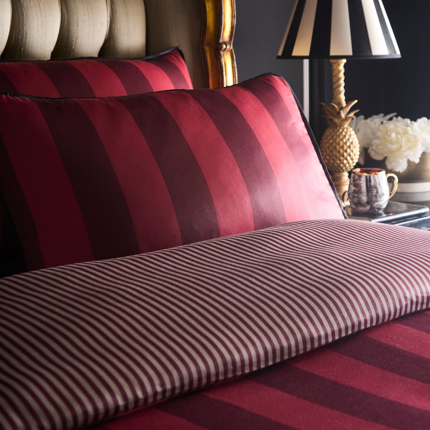 Laurence Llewelyn-Bowen Festivo Circus Stripe Duvet Cover Set - Red