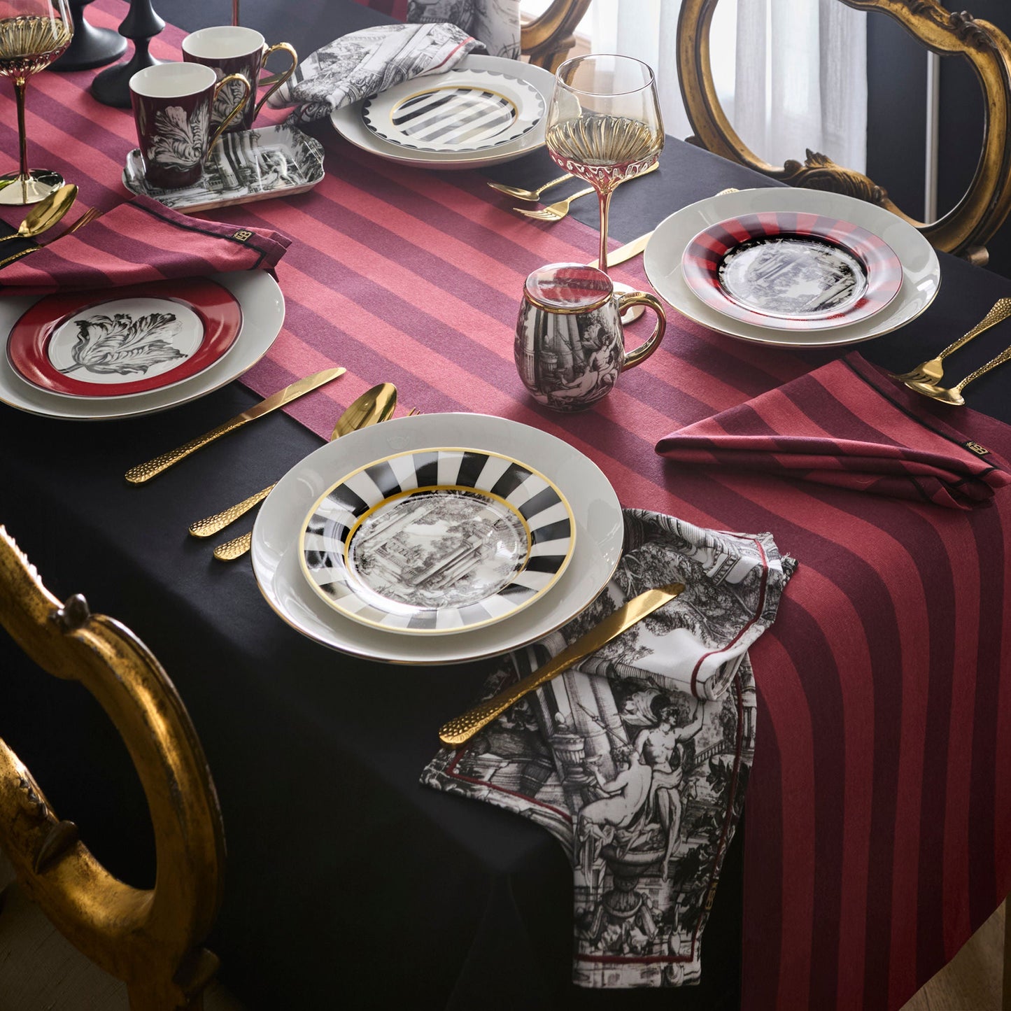 Laurence Llewelyn-Bowen Festivo Napkin (4 Pack) - Red