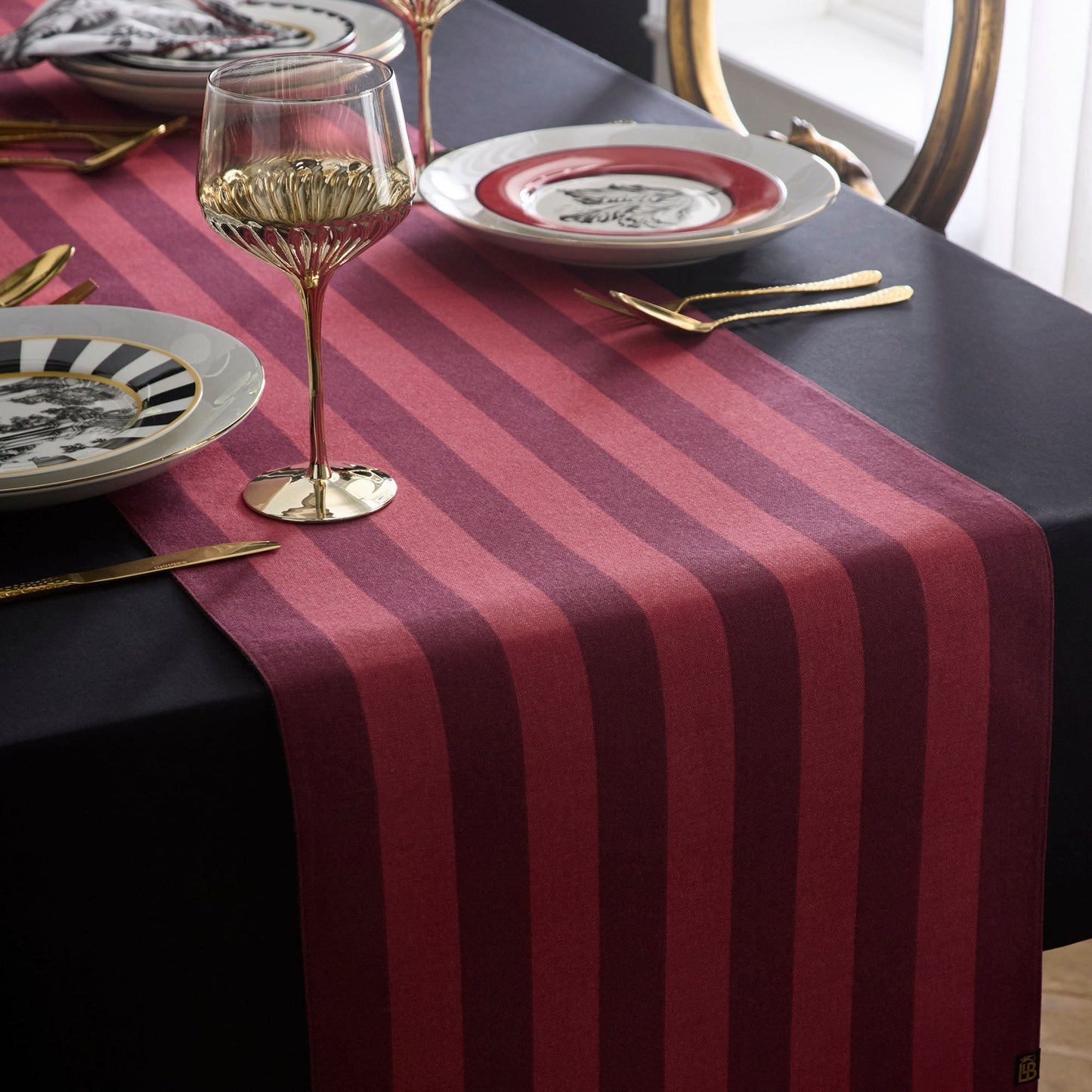 Laurence Llewelyn-Bowen Festivo Table Runner - Red