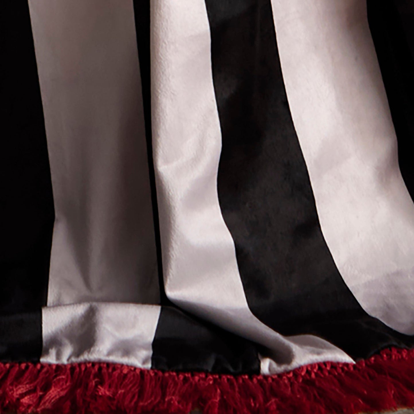 Laurence Llewelyn-Bowen Festivo Stripe Throw - Black