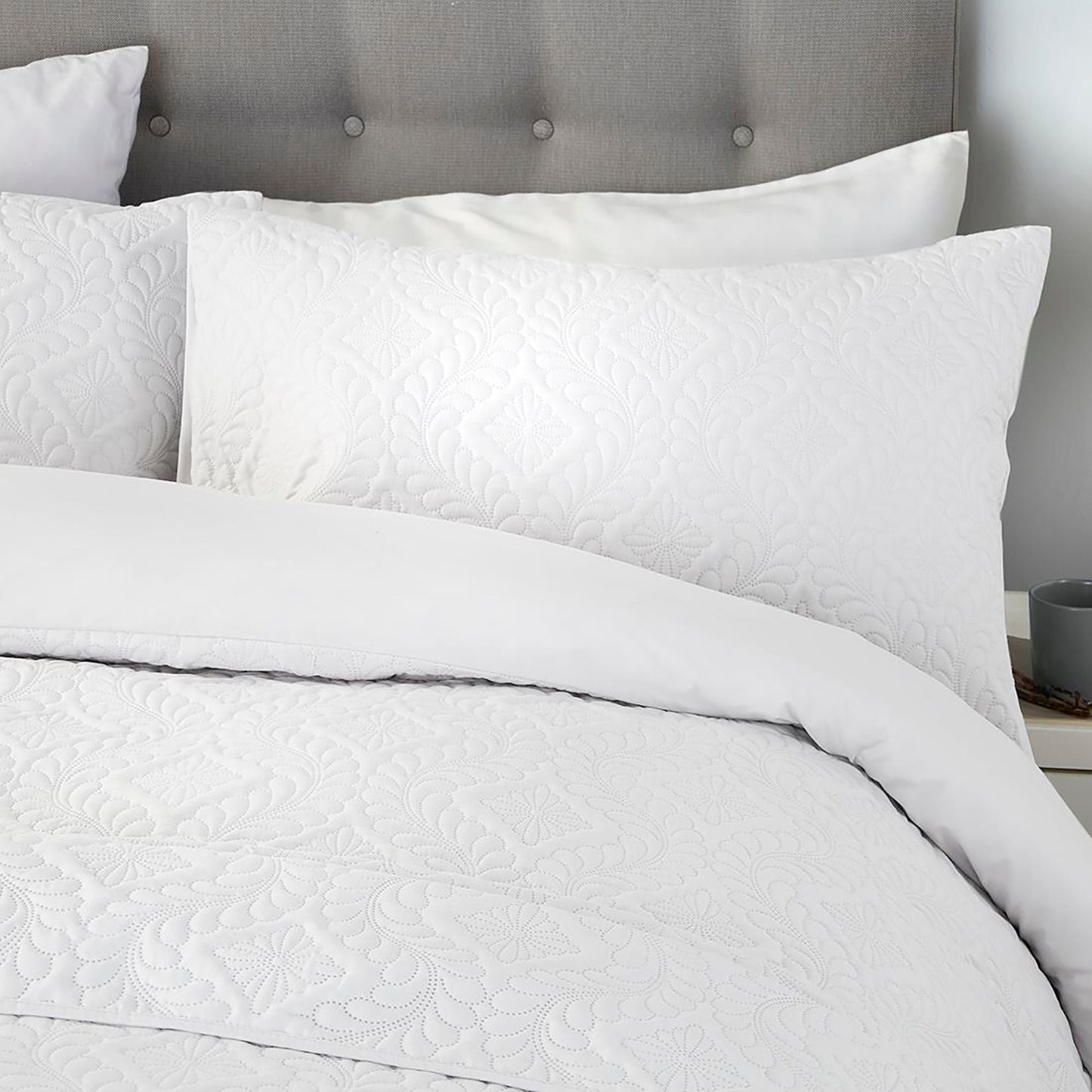 Gianna Duvet Cover Set by Serene in White - Duvet Cover Set - Serene