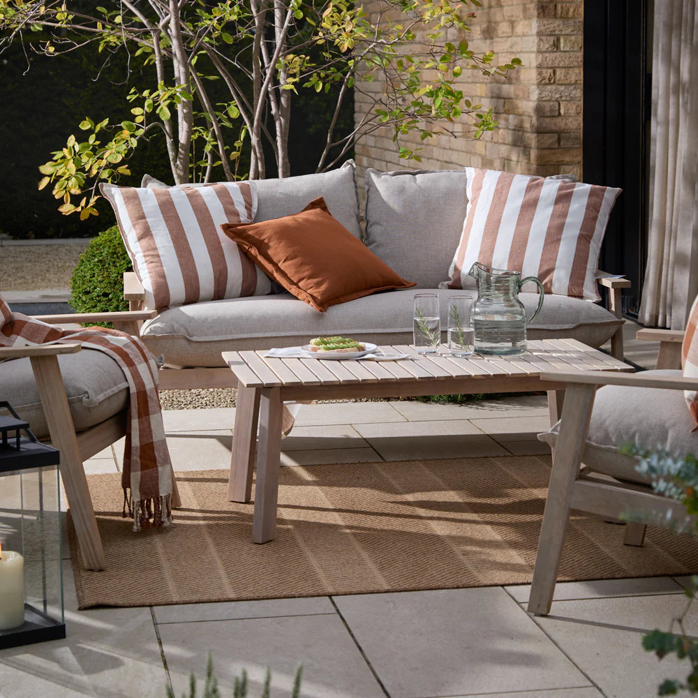 Yard Hayle Outdoor Cushion - Pecan