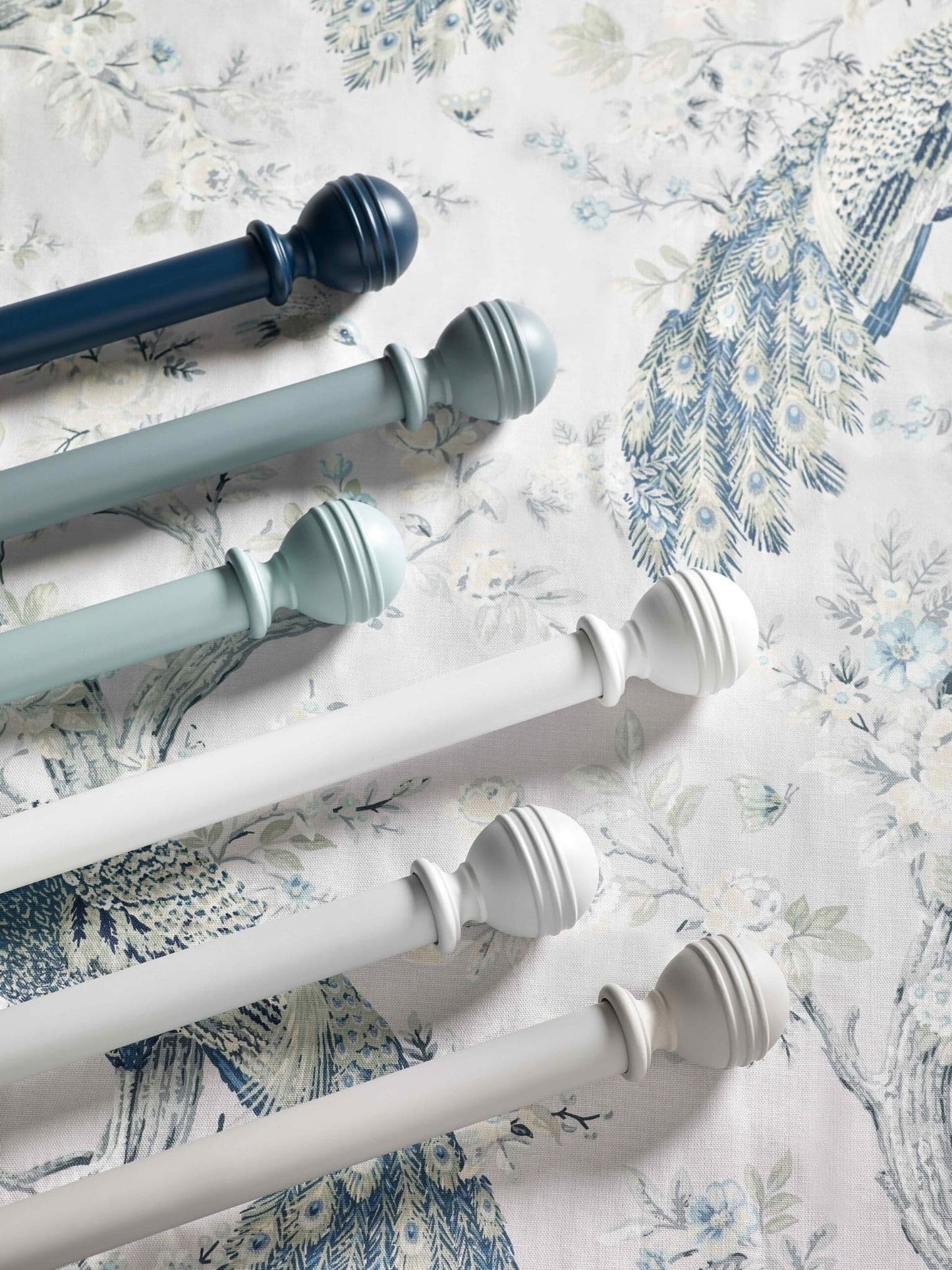 Laura Ashley Ribbed Ball 35mm Wooden Curtain Pole - Truffle