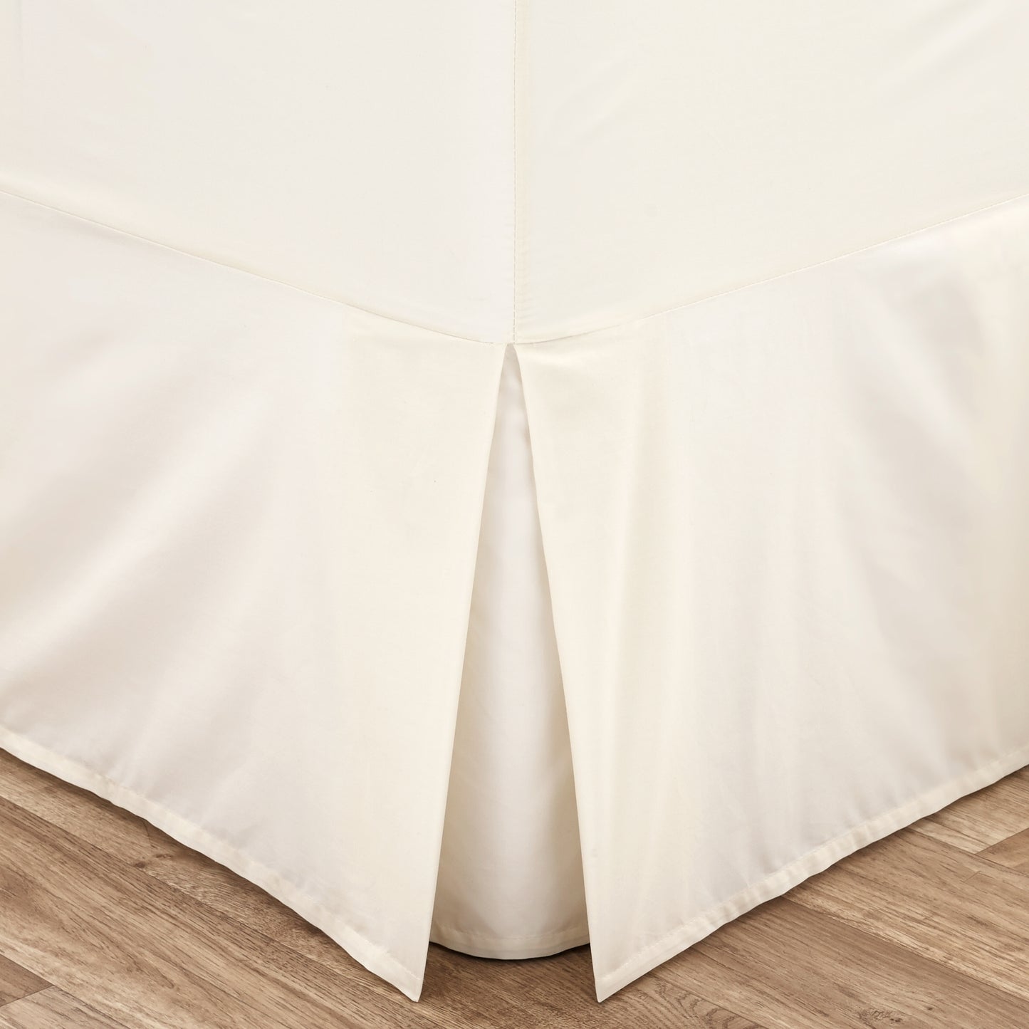 Catherine Lansfield Easy Iron Percale Fitted Sheet - Cream