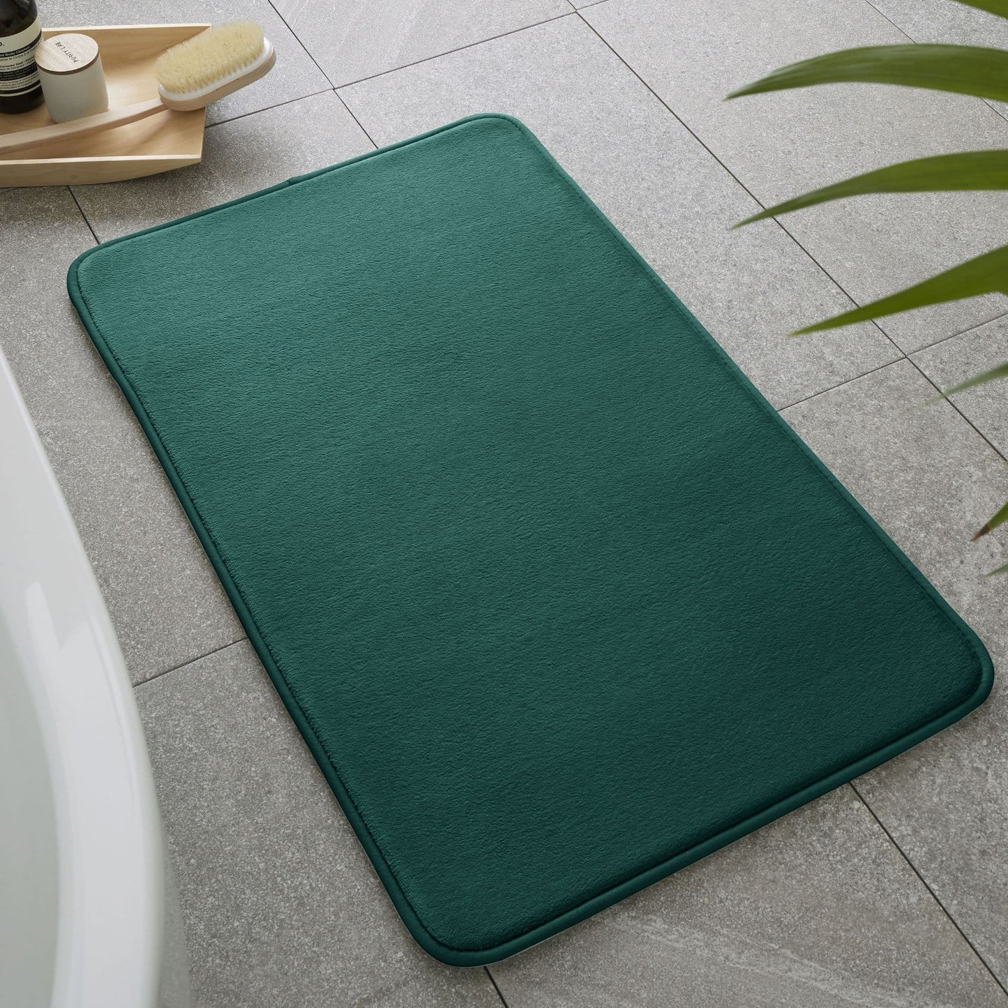 Catherine Lansfield Anti-Bacterial Memory Foam Bath Mat - Forest Green