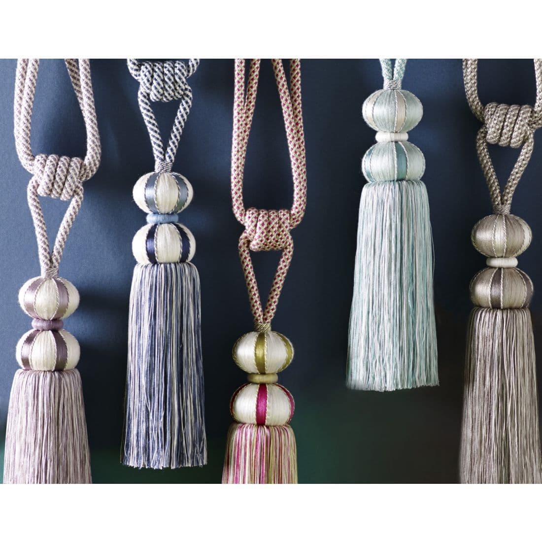 Jones Belezza Tassel Tieback - Platinum