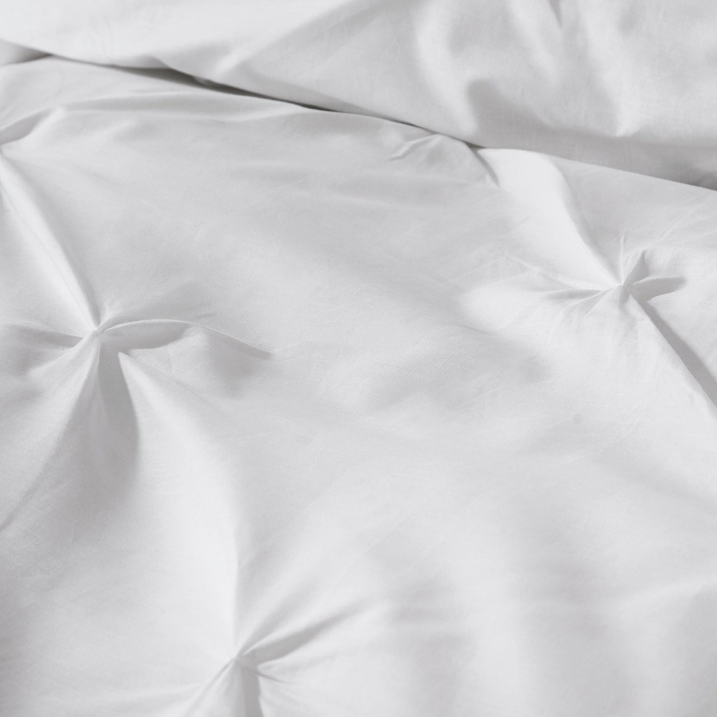 Lara Duvet Cover Set by Serene in White - Duvet Cover Set - Serene
