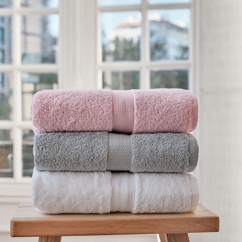 Torres Novas Almonda Bath Towels - Baby Pink