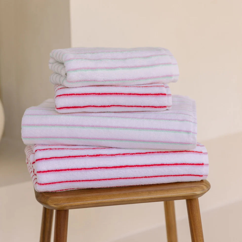 Torres Novas Lima Bath Towels - Pink With Red
