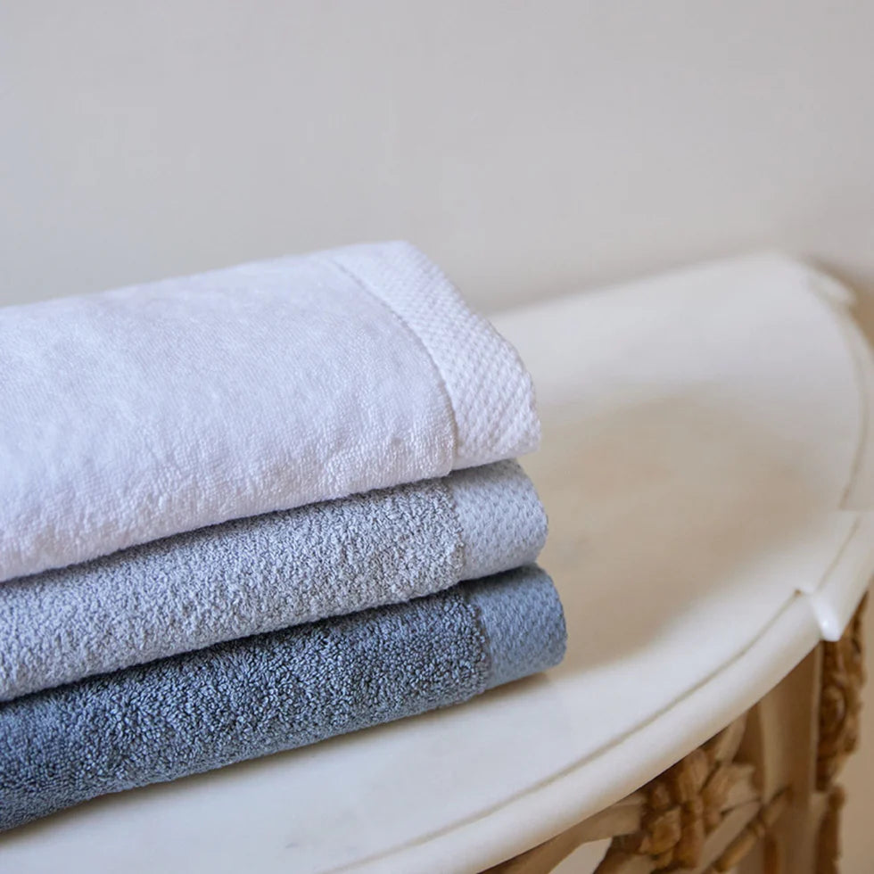Torres Novas Luxus Bath Towels - White