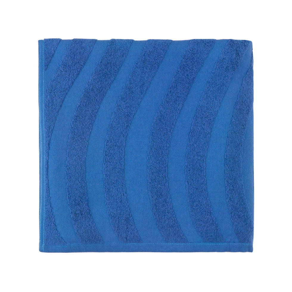 Torres Novas Mar Ondulado Beach Towel - Blue Flag
