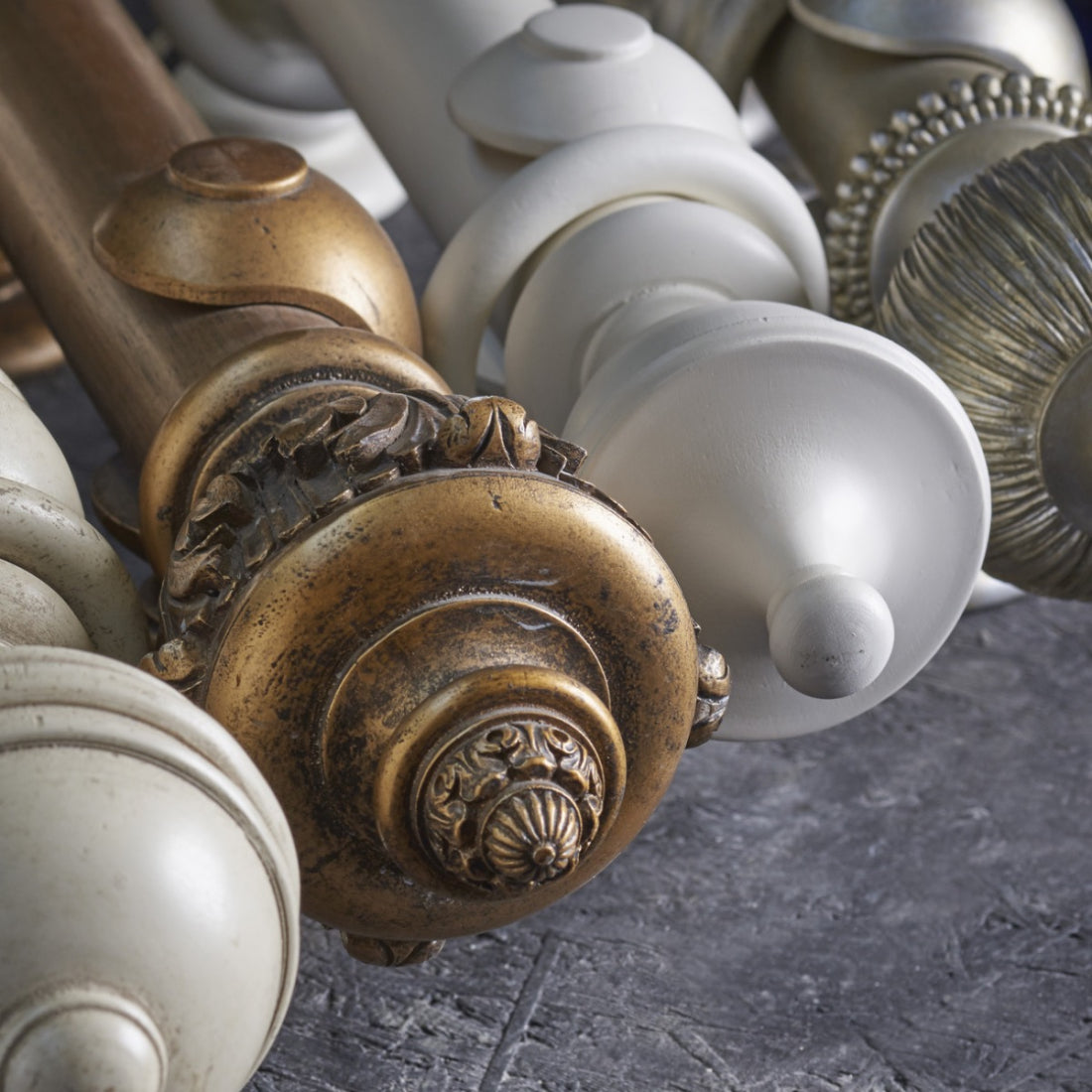 Jones Hardwick Urn 40mm Wooden Curtain Pole Finial - Cotton