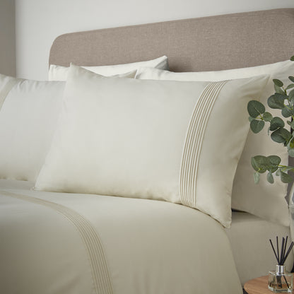 Catherine Lansfield Pintuck Easy Iron Percale Duvet Cover Set - Cream