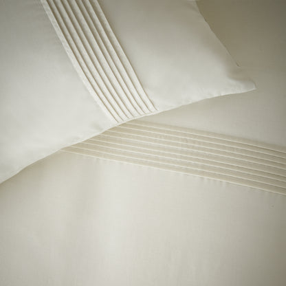 Catherine Lansfield Pintuck Easy Iron Percale Duvet Cover Set - Cream