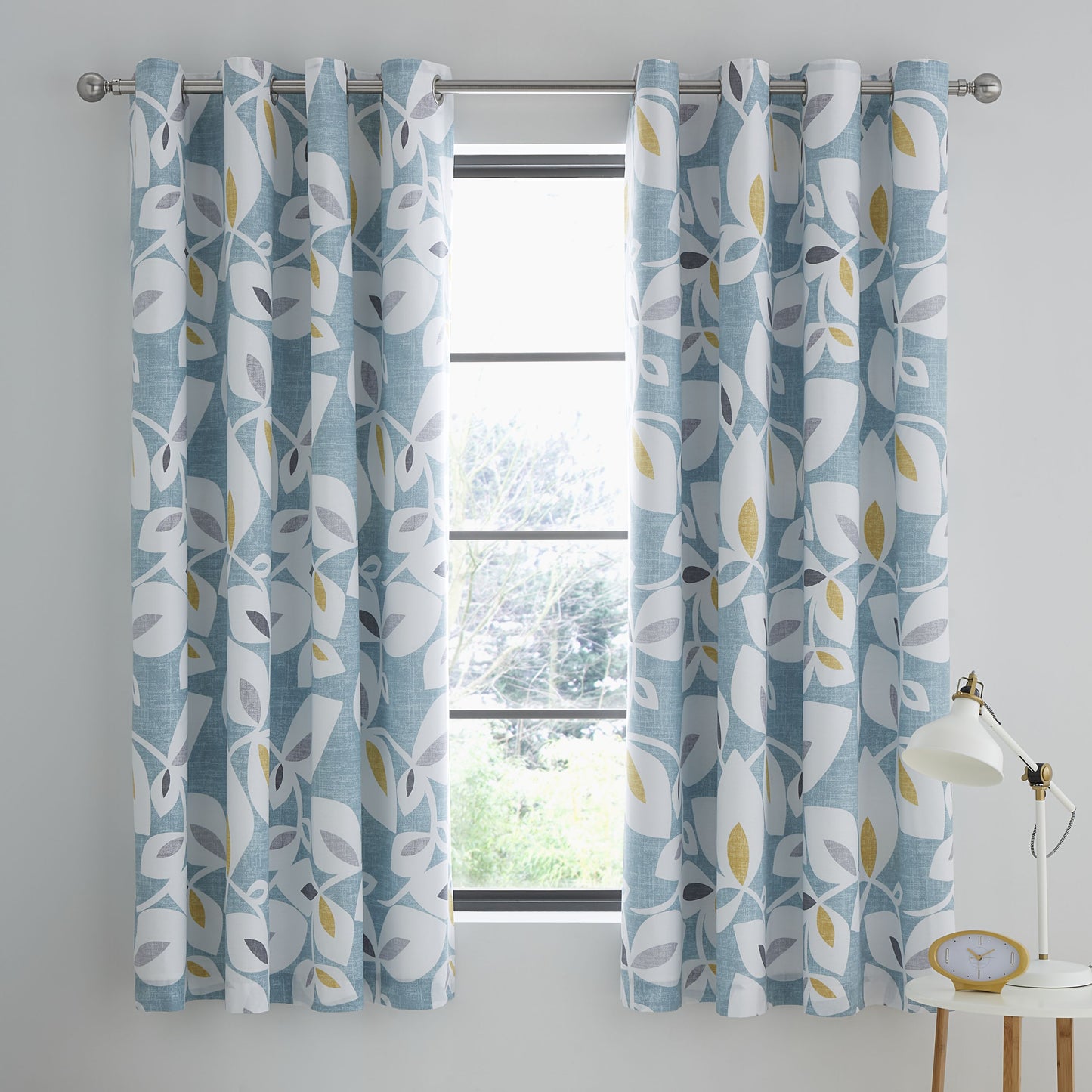 Catherine Lansfield Inga Leaf Eyelet Curtains - Teal