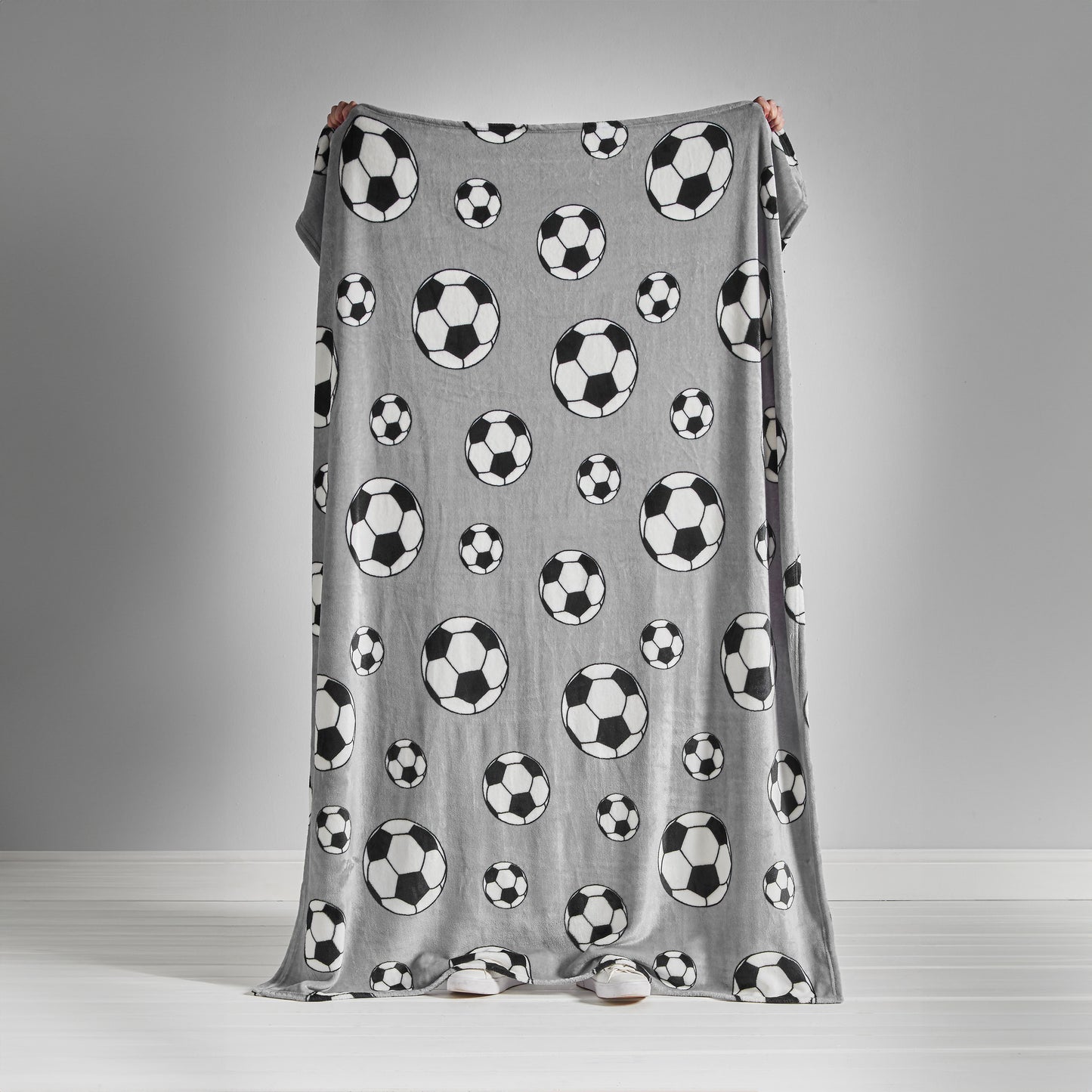 Catherine Lansfield Football Throw