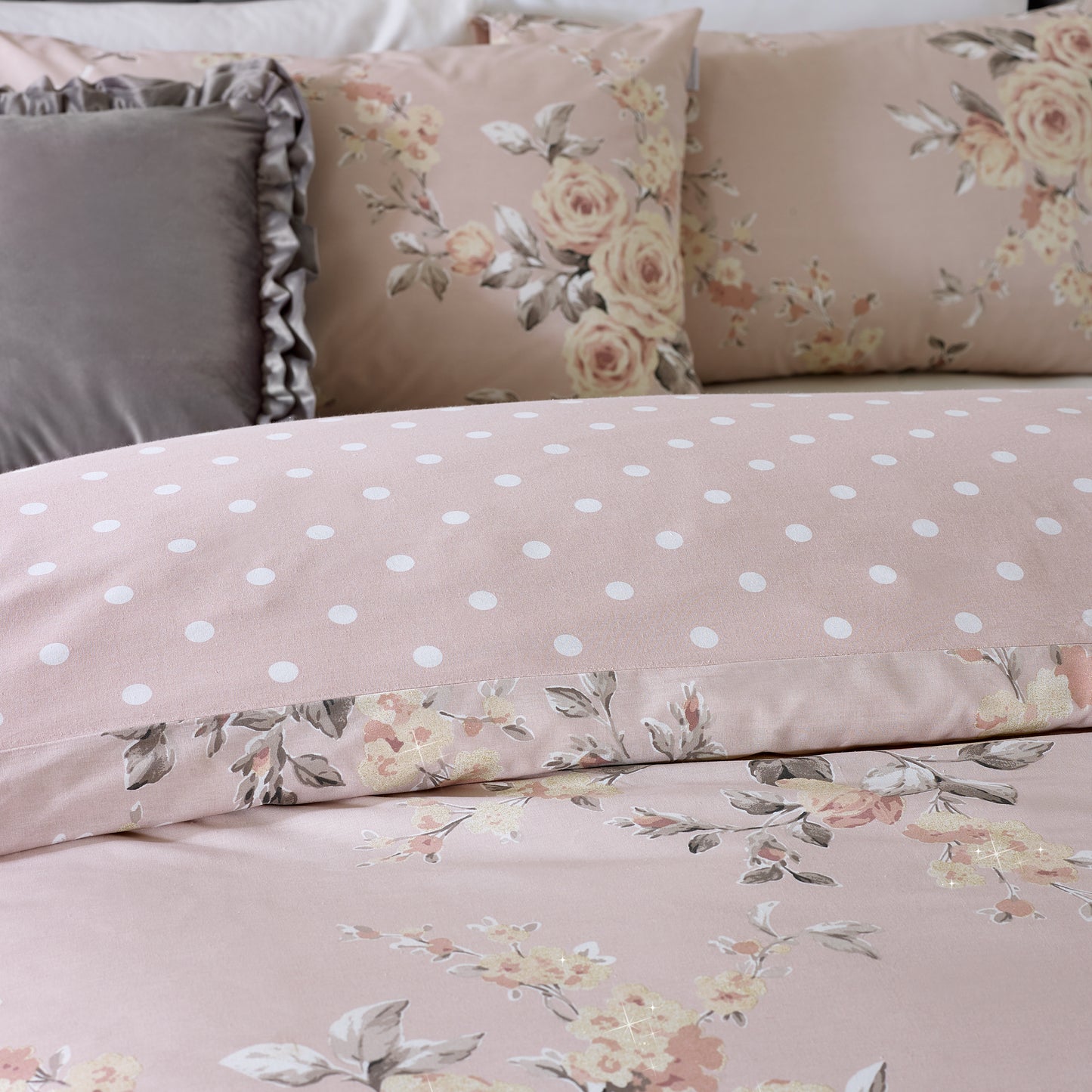 Catherine Lansfield Canterbury Duvet Cover Set - Blush