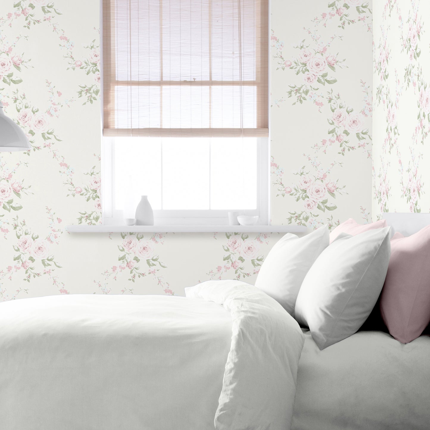 Catherine Lansfield Canterbury Wallpaper - Cream