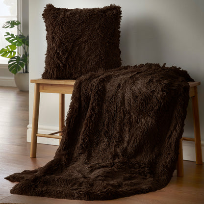 Catherine Lansfield Cuddly Throw - Chocolate