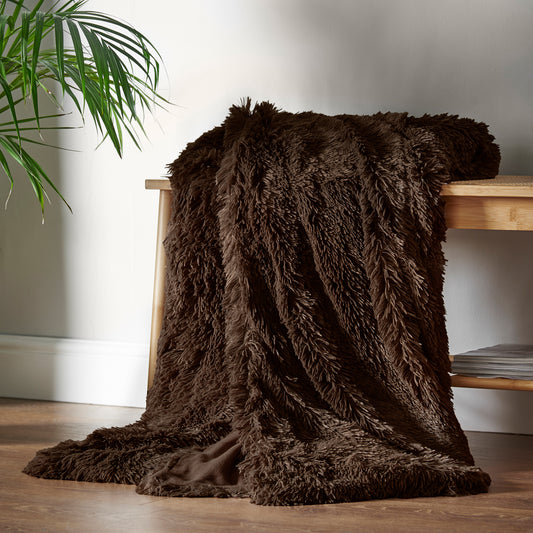Catherine Lansfield Cuddly Throw - Chocolate