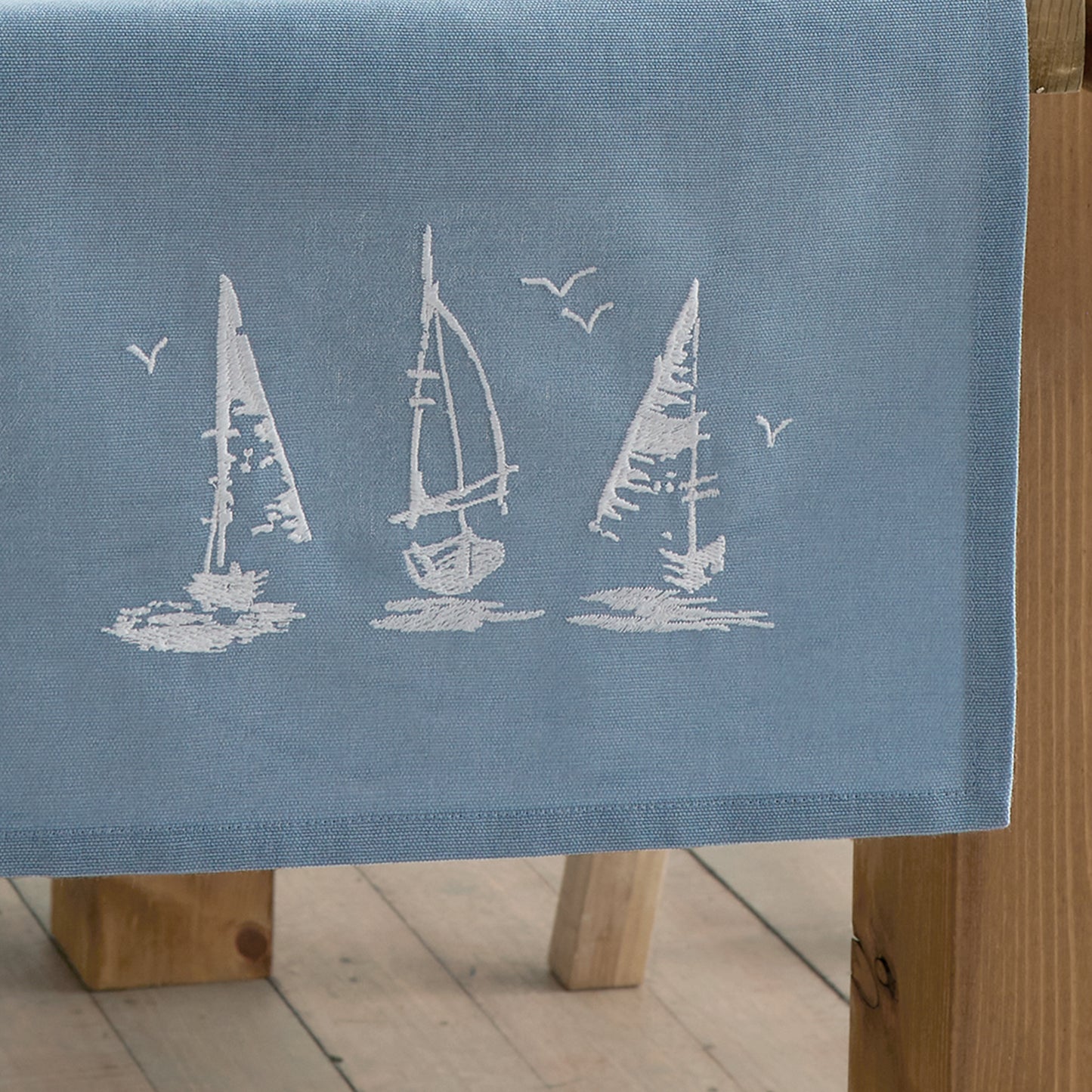 Catherine Lansfield Salcombe Boats Table Runner