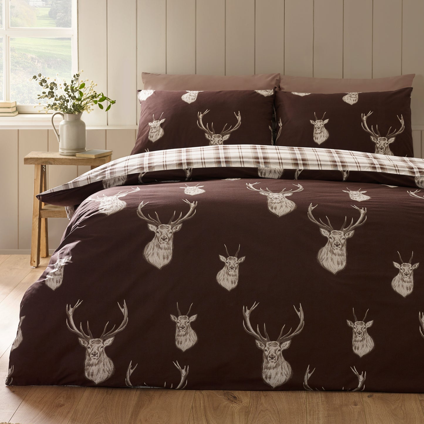 Catherine Lansfield Stag Duvet Cover Set - Chocolate